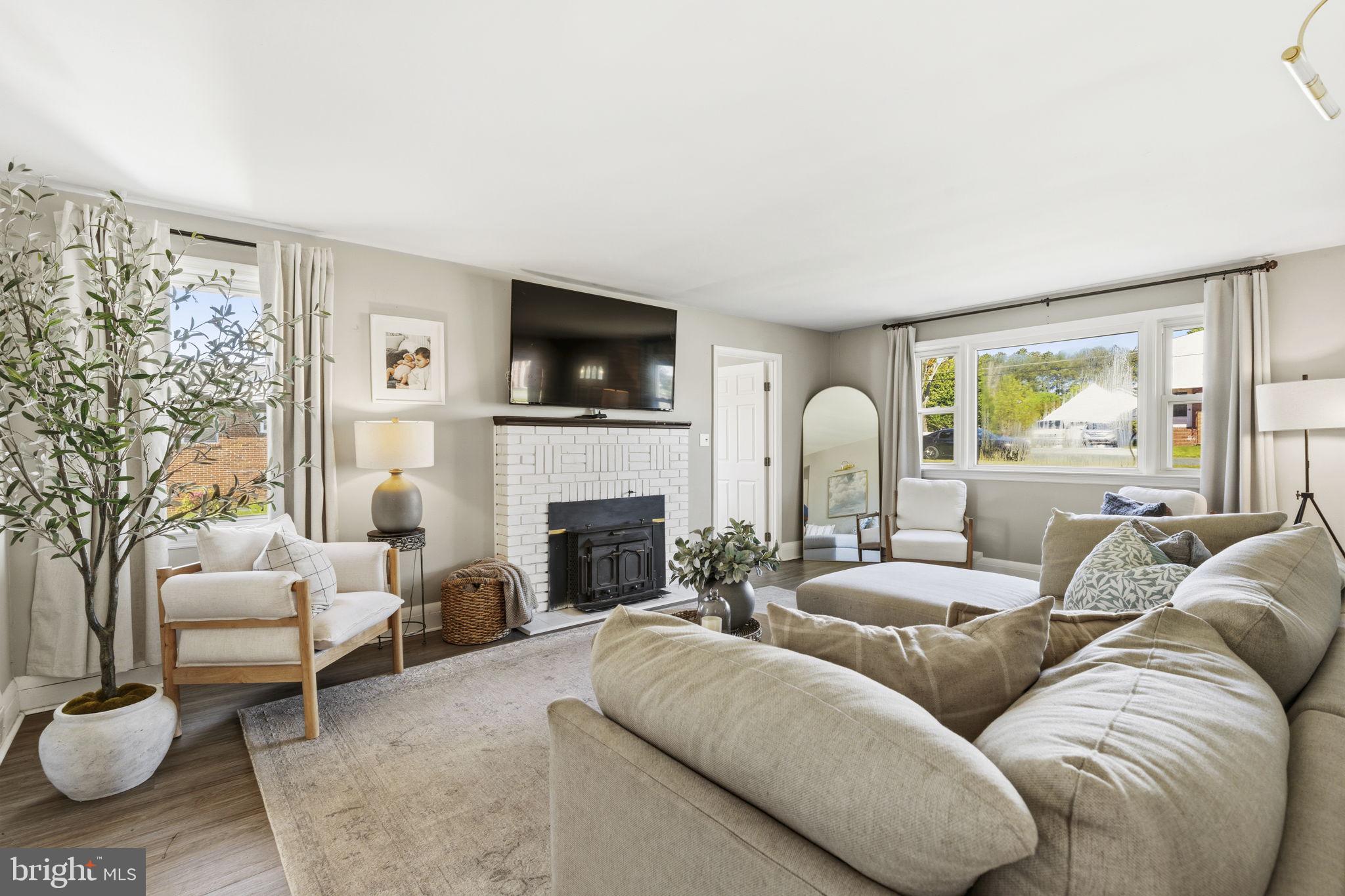 ROSEDALE - Residential