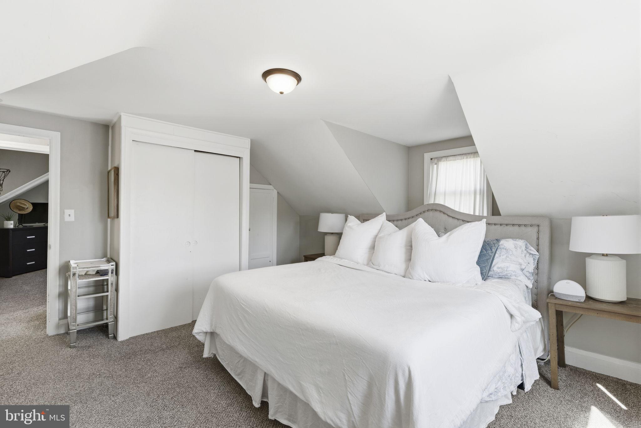 ROSEDALE - Residential