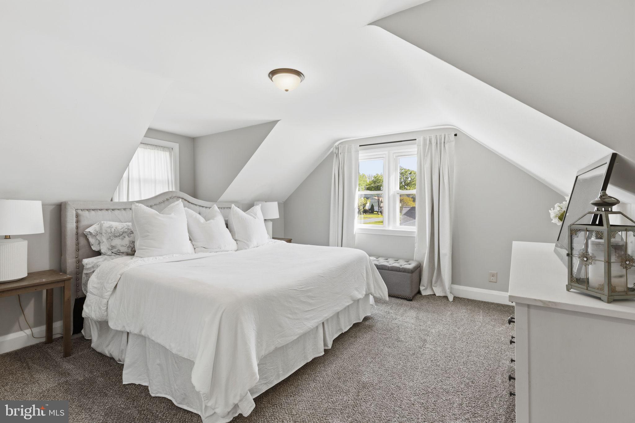 ROSEDALE - Residential