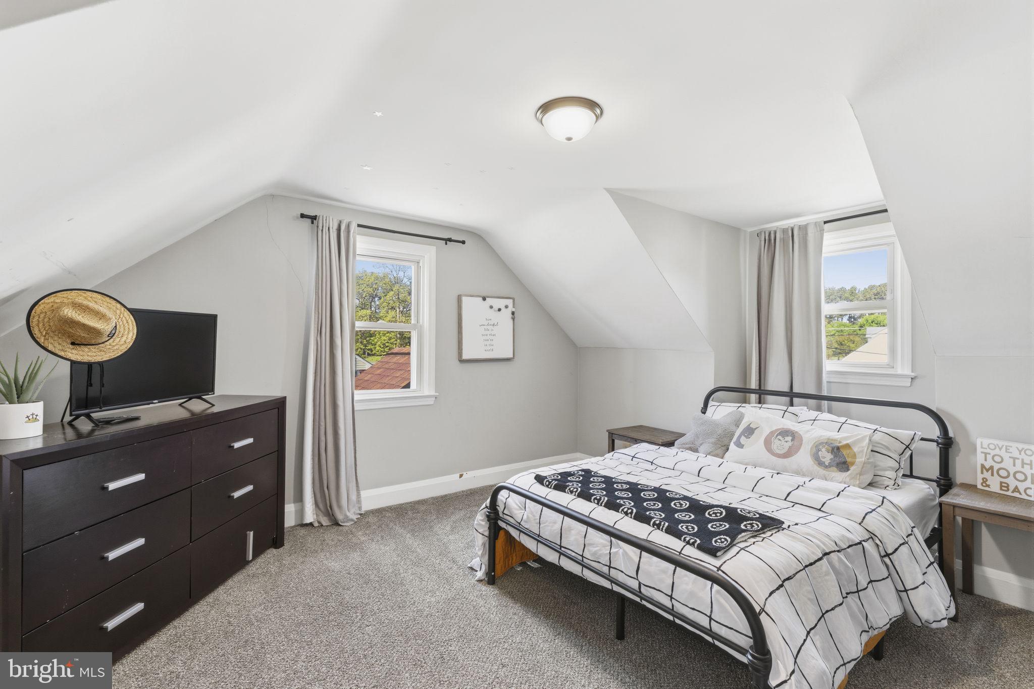 ROSEDALE - Residential