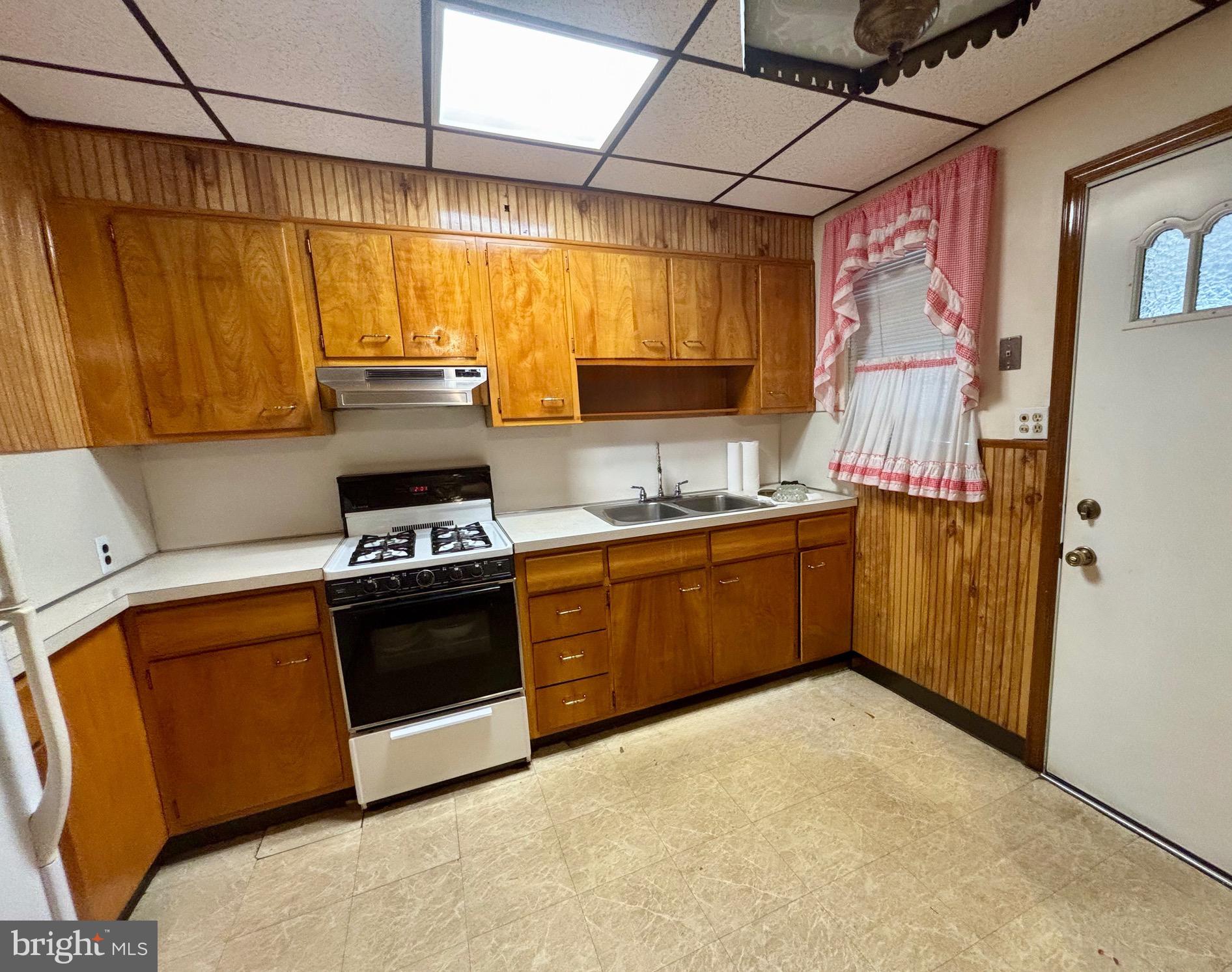 PHILADELPHIA - Residential