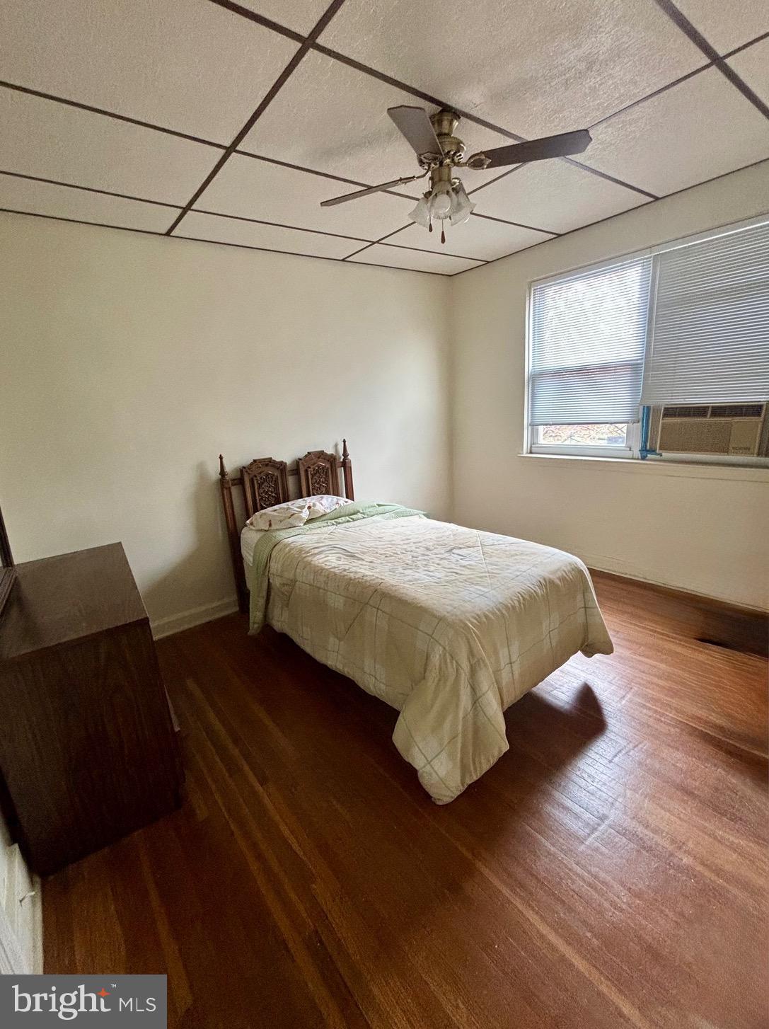 PHILADELPHIA - Residential