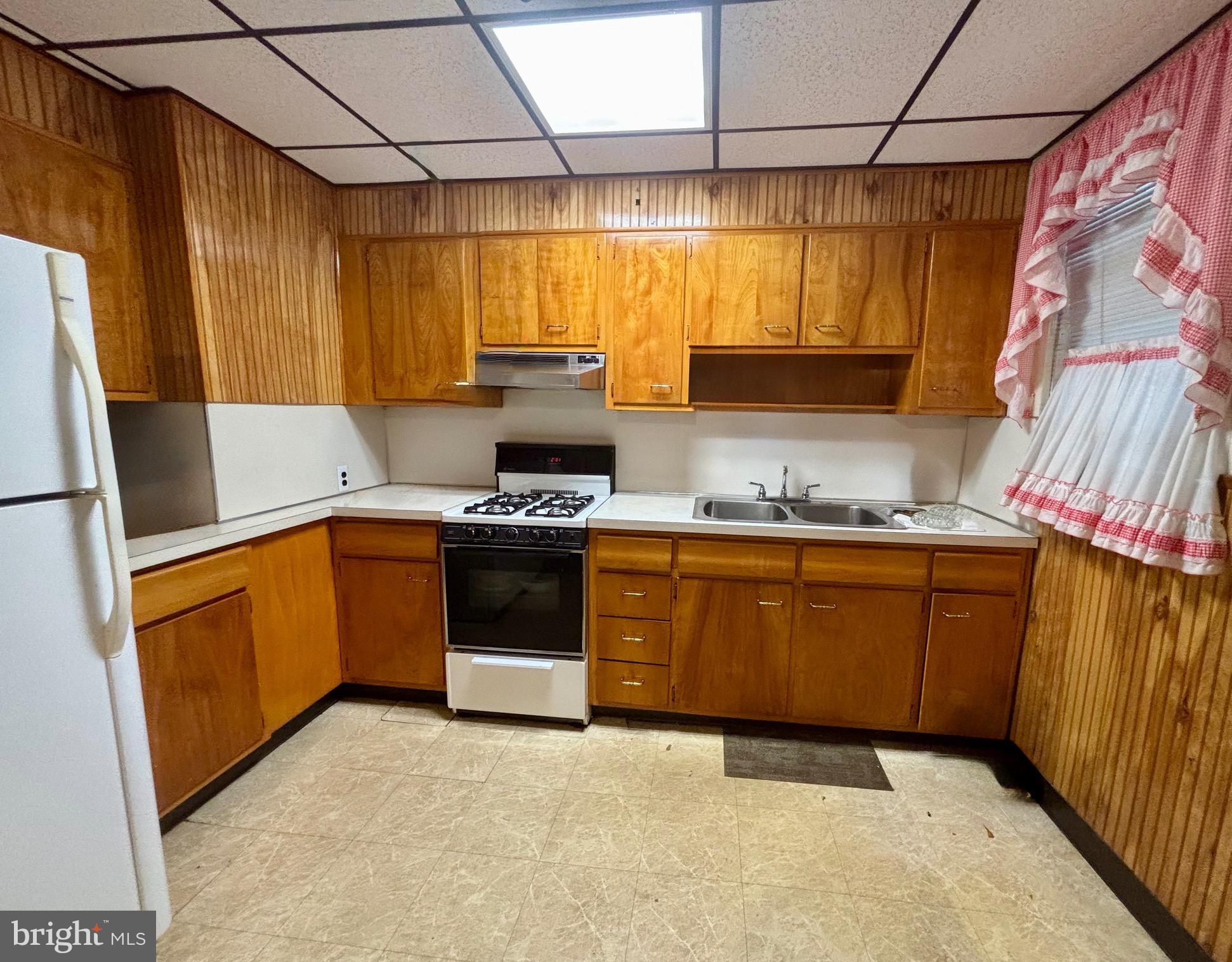 PHILADELPHIA - Residential