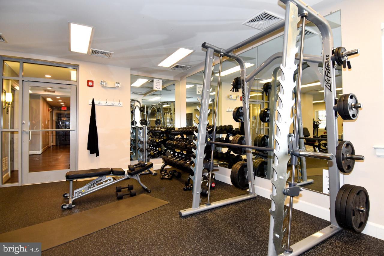 WEST VILLAGE OF SHIRLINGTON - Residential