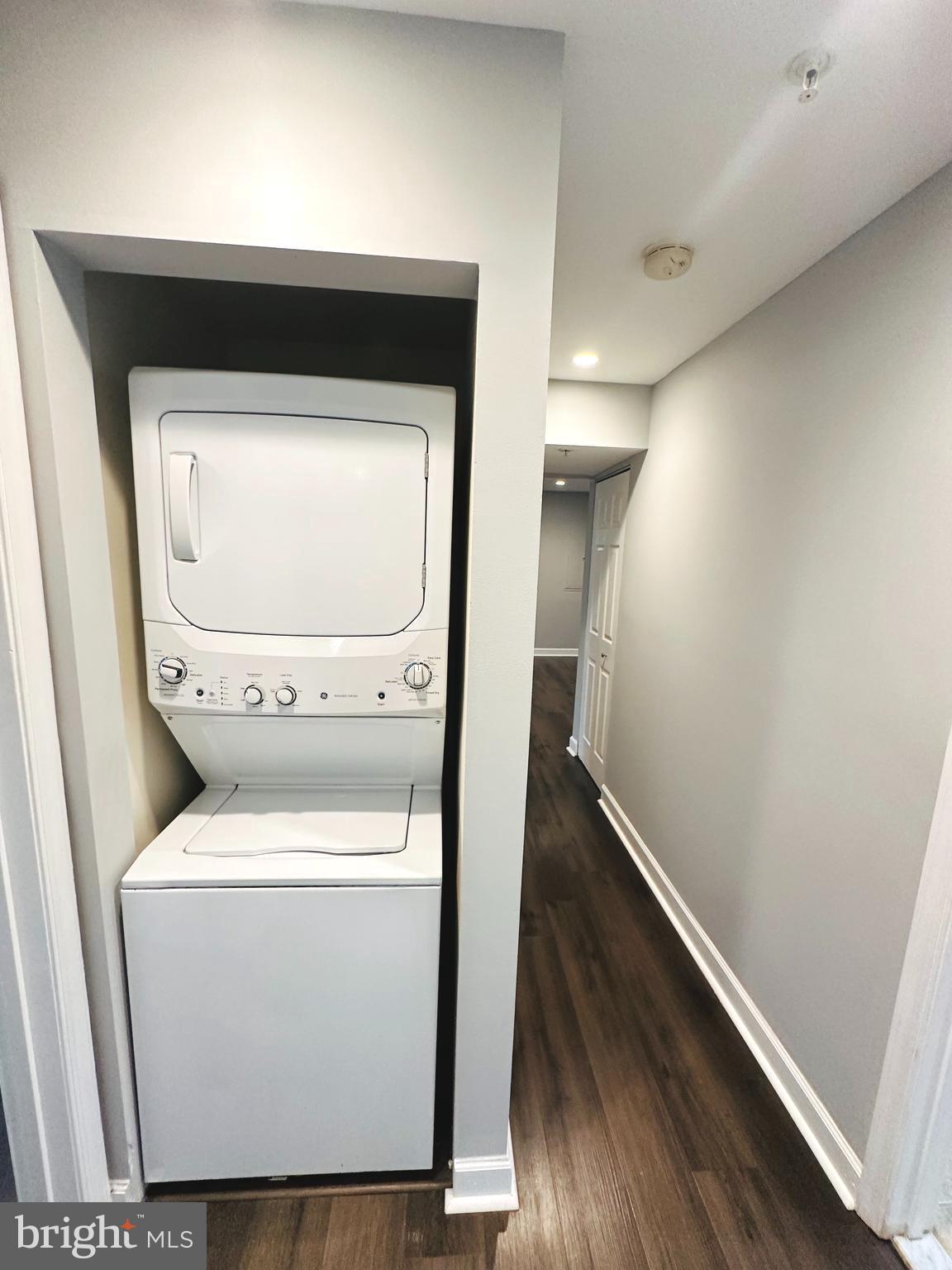 WEST VILLAGE OF SHIRLINGTON - Residential