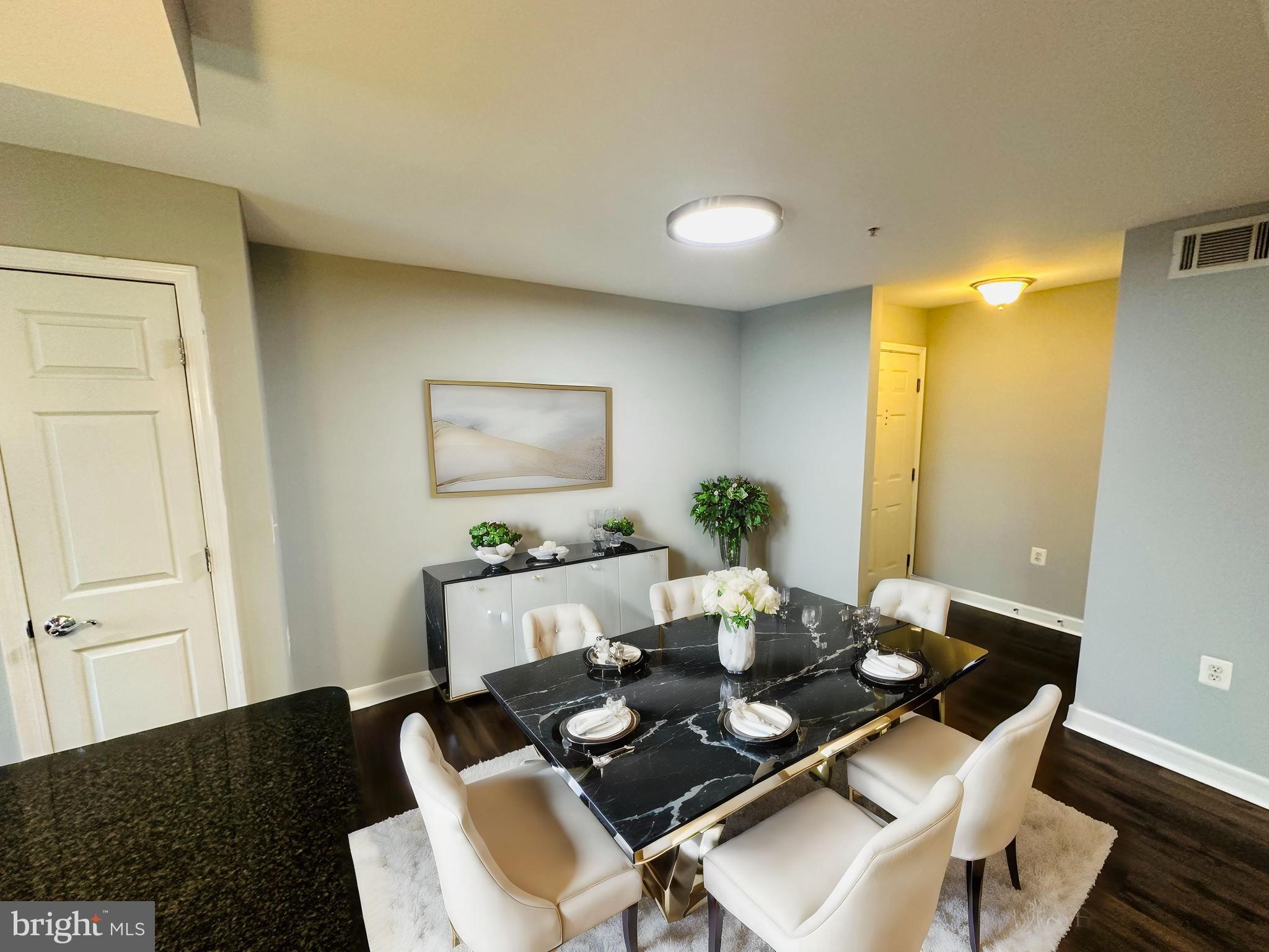 WEST VILLAGE OF SHIRLINGTON - Residential