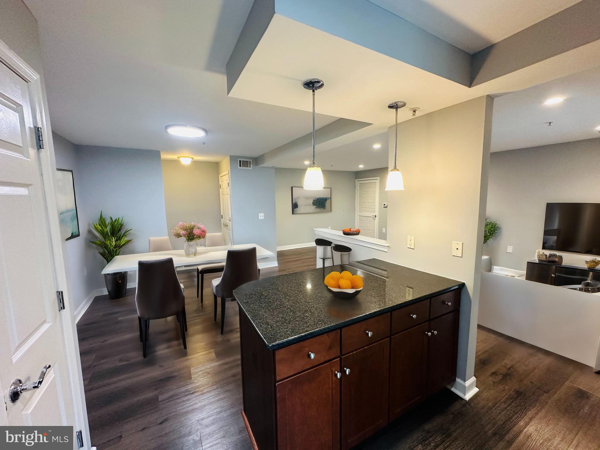 WEST VILLAGE OF SHIRLINGTON - Residential