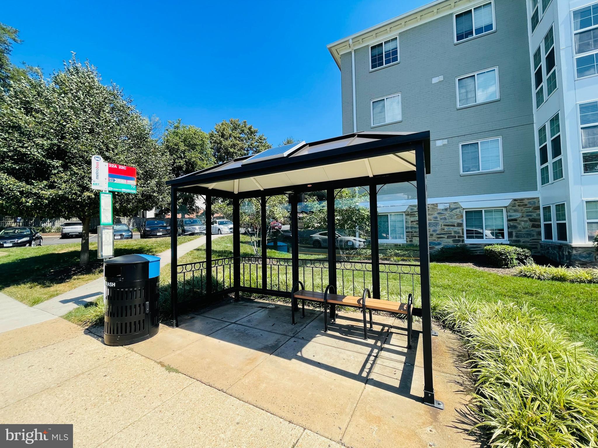 WEST VILLAGE OF SHIRLINGTON - Residential