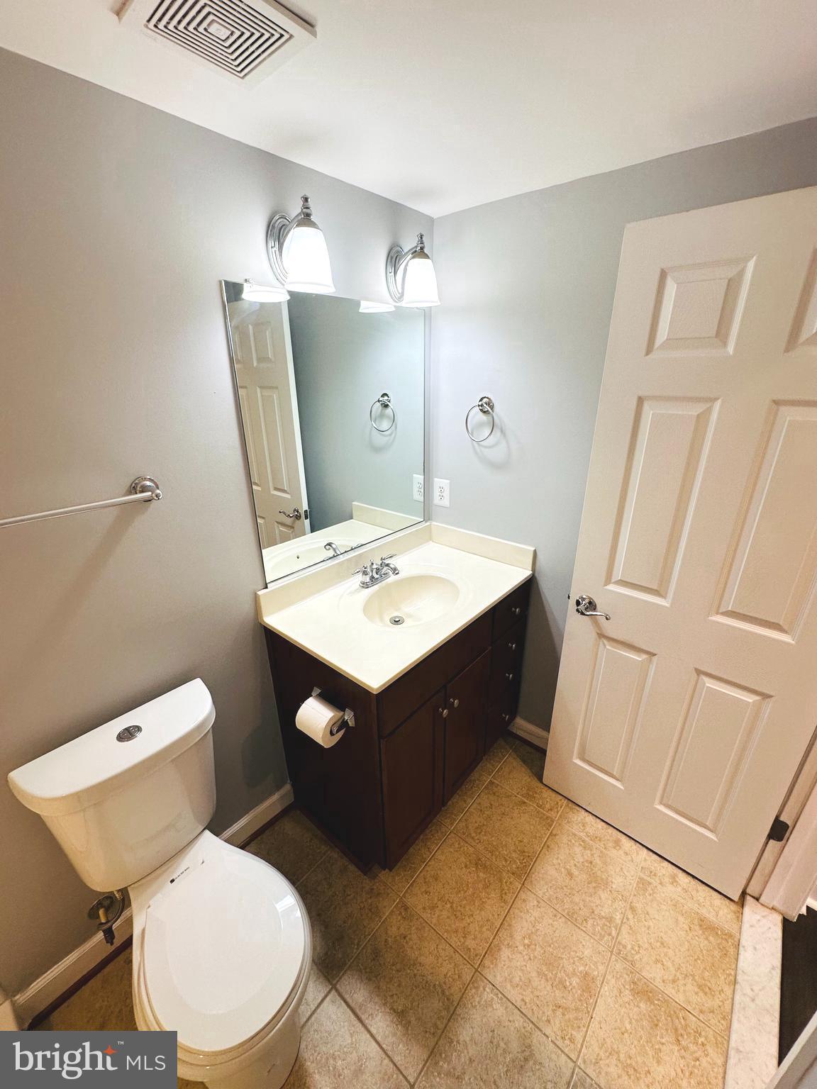 WEST VILLAGE OF SHIRLINGTON - Residential