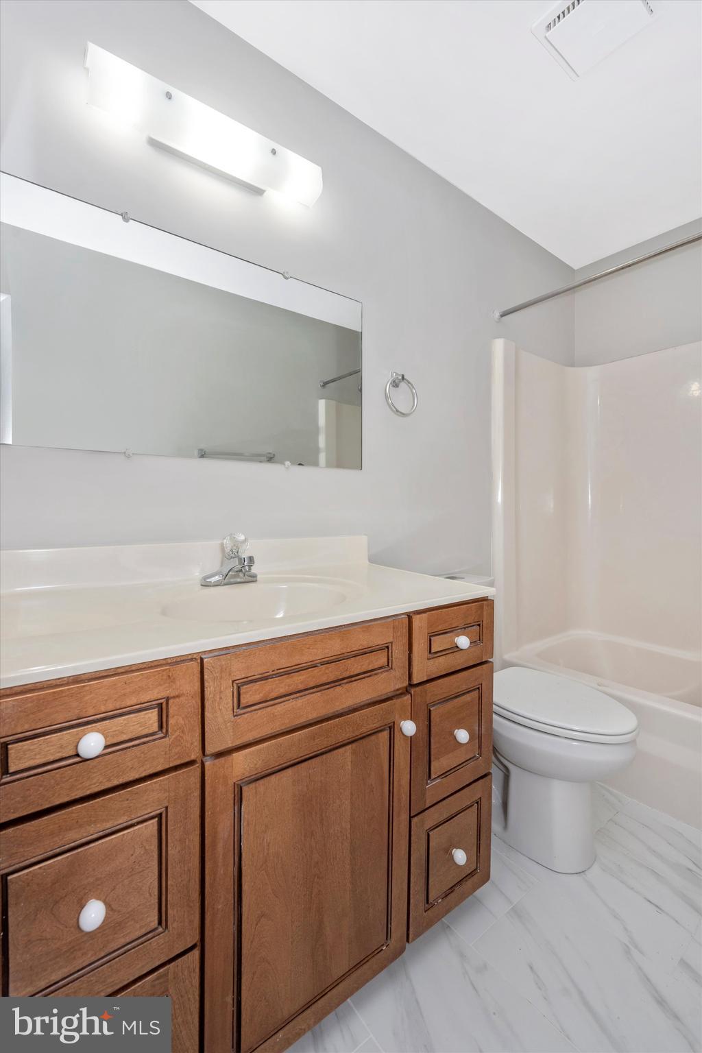 VILLAGE OF CLARYS FOREST - Residential