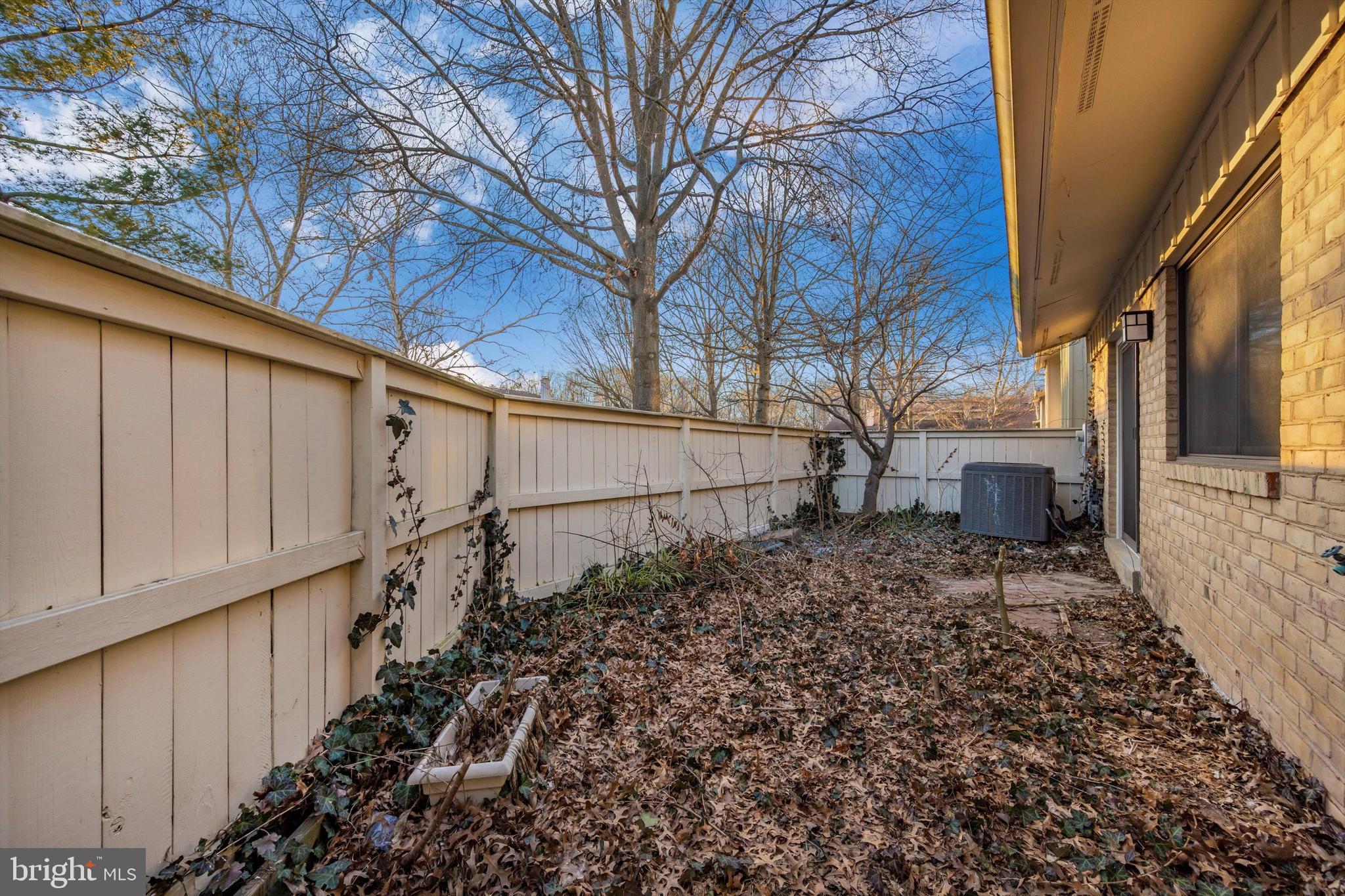 VILLAGE OF CLARYS FOREST - Residential