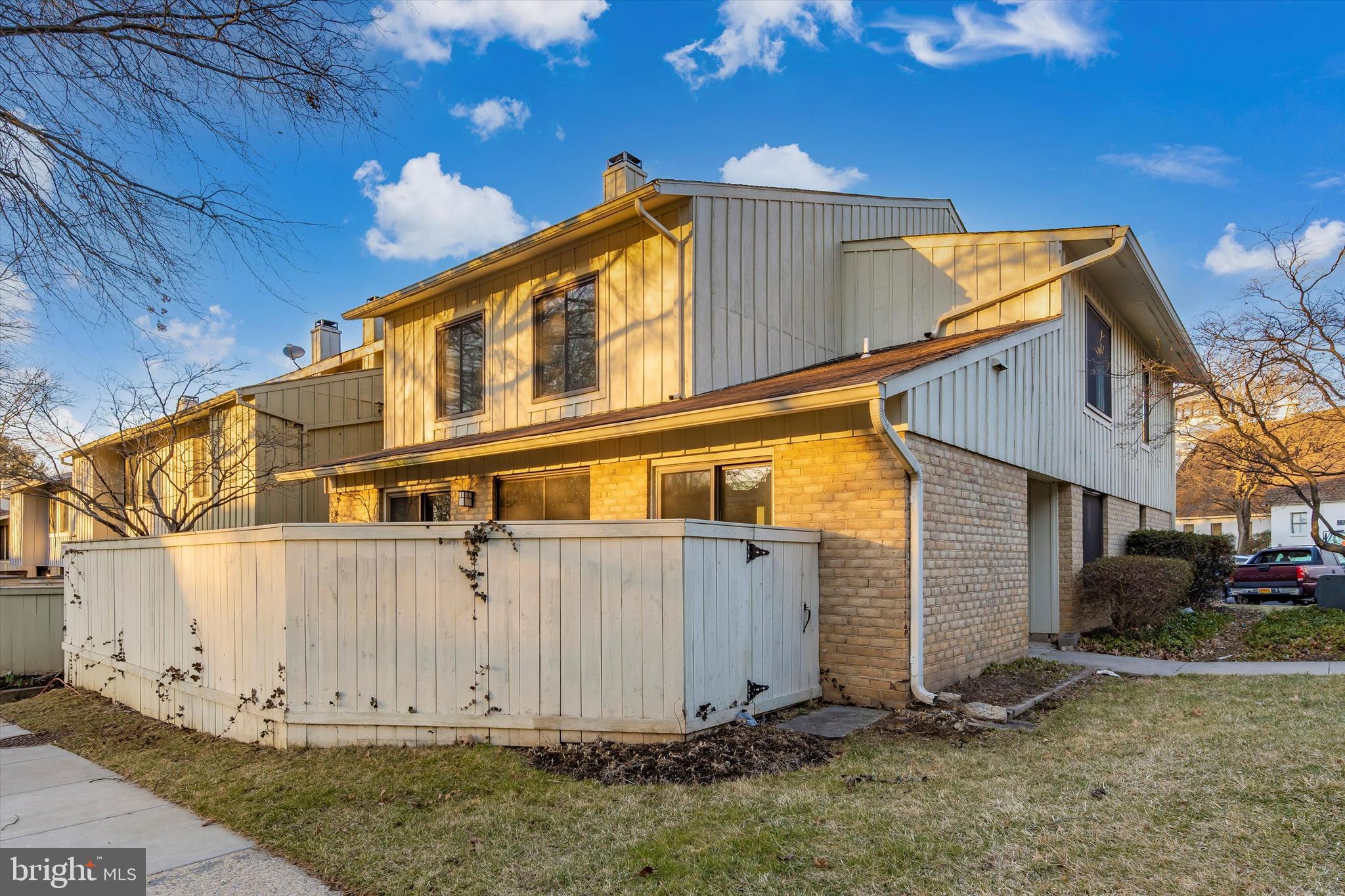 VILLAGE OF CLARYS FOREST - Residential