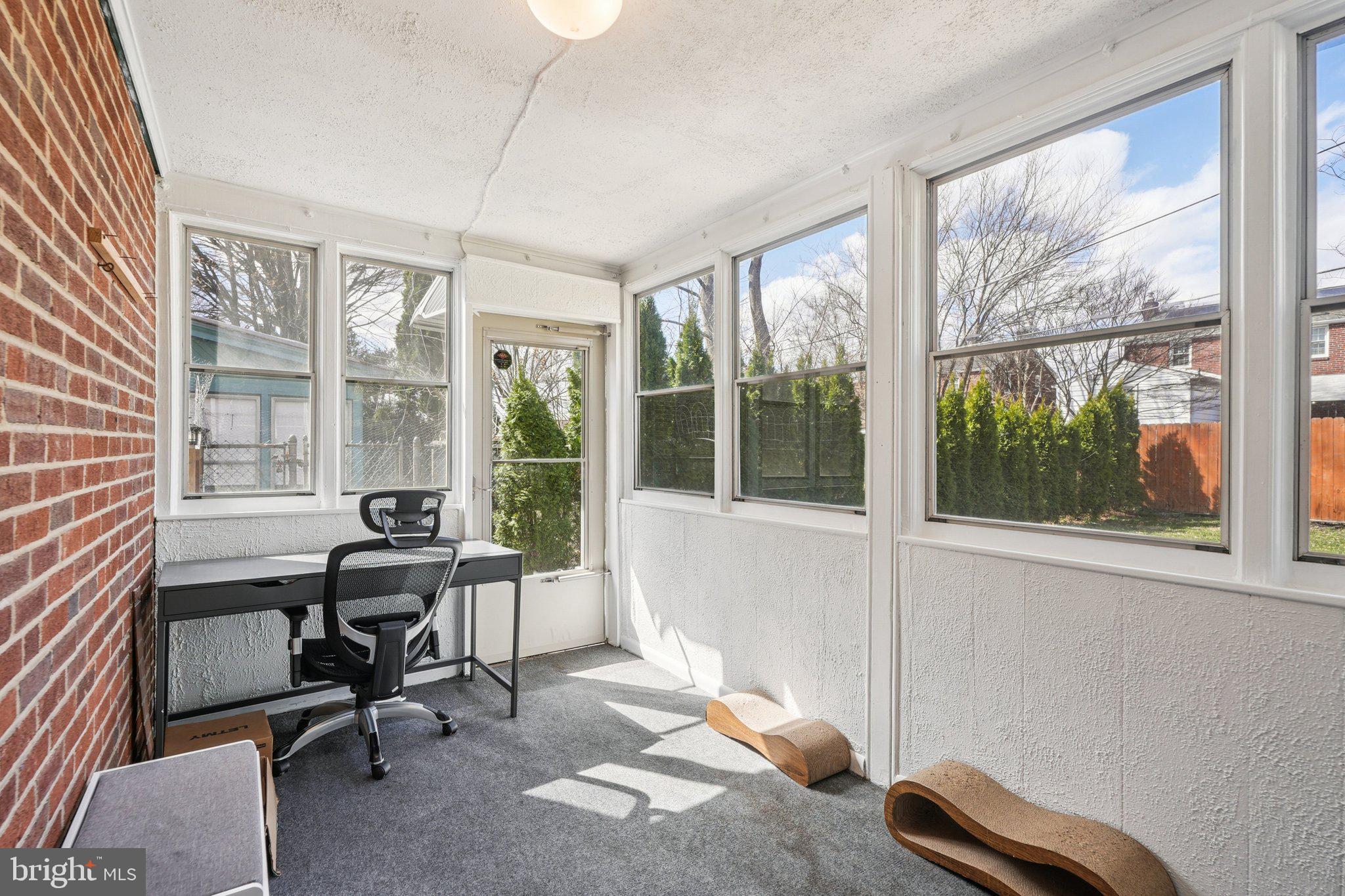 LYNNWOOD - Residential