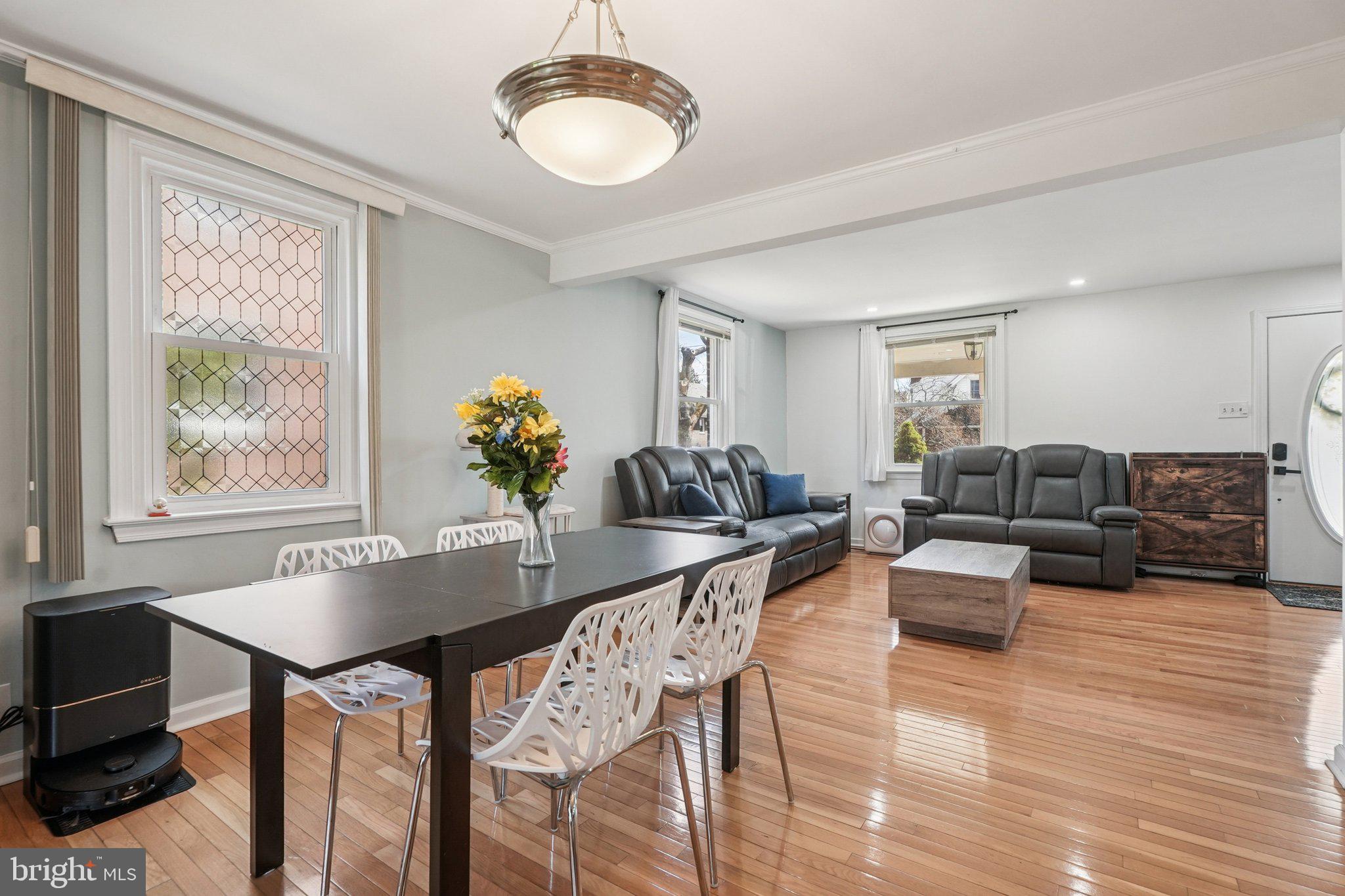 LYNNWOOD - Residential