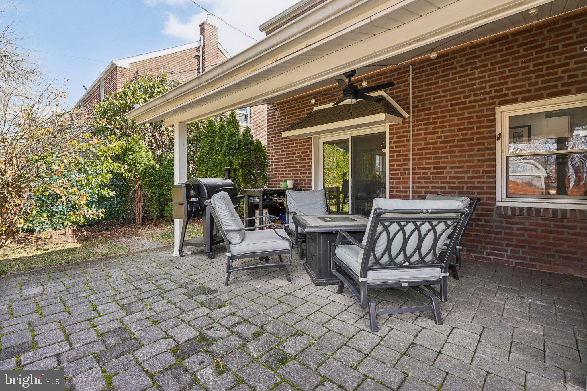 LYNNWOOD - Residential