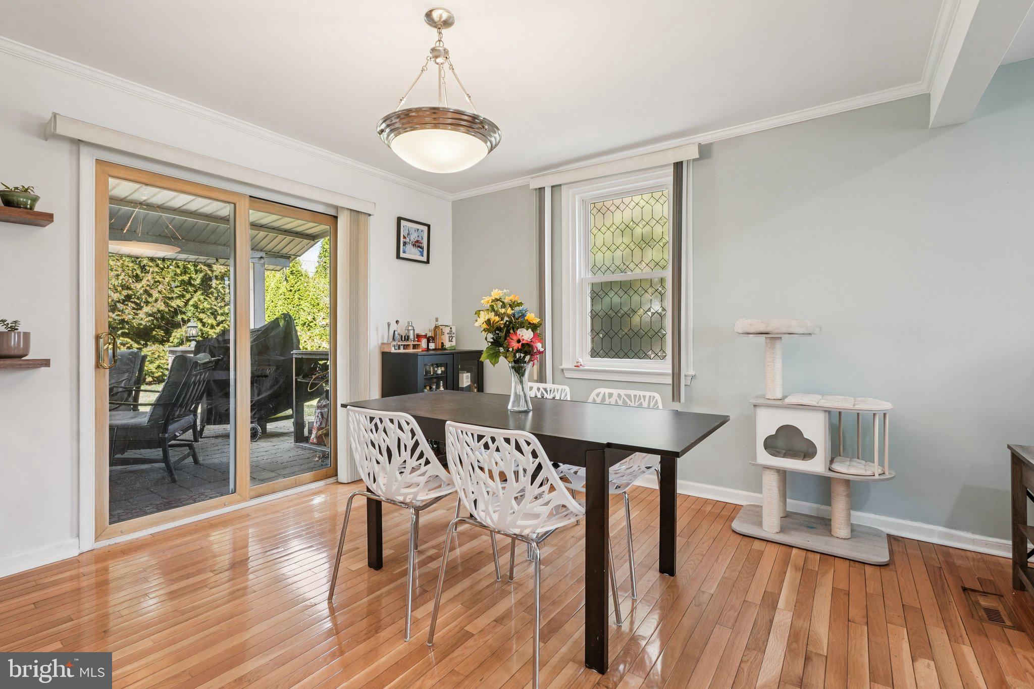 LYNNWOOD - Residential