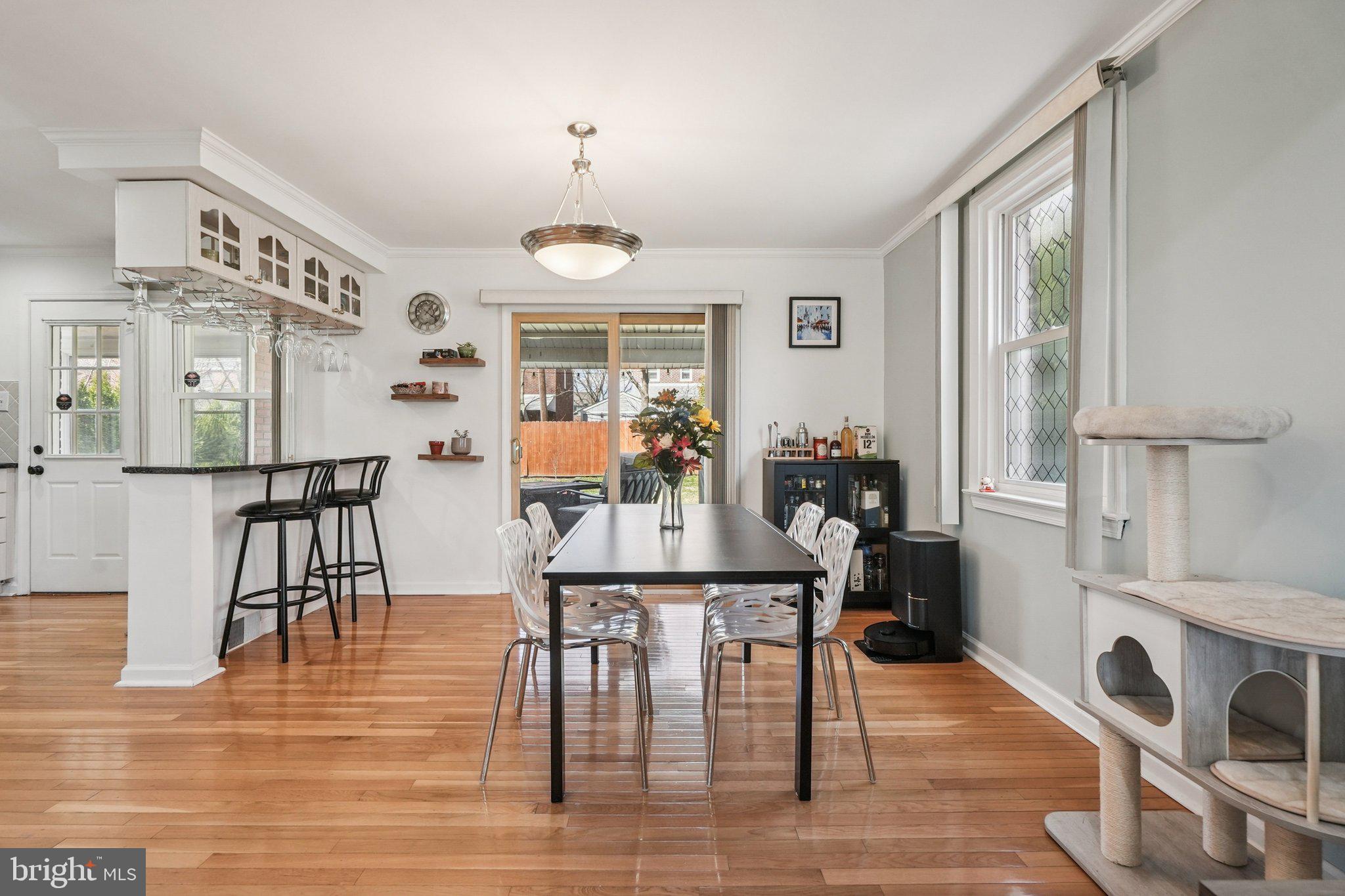 LYNNWOOD - Residential