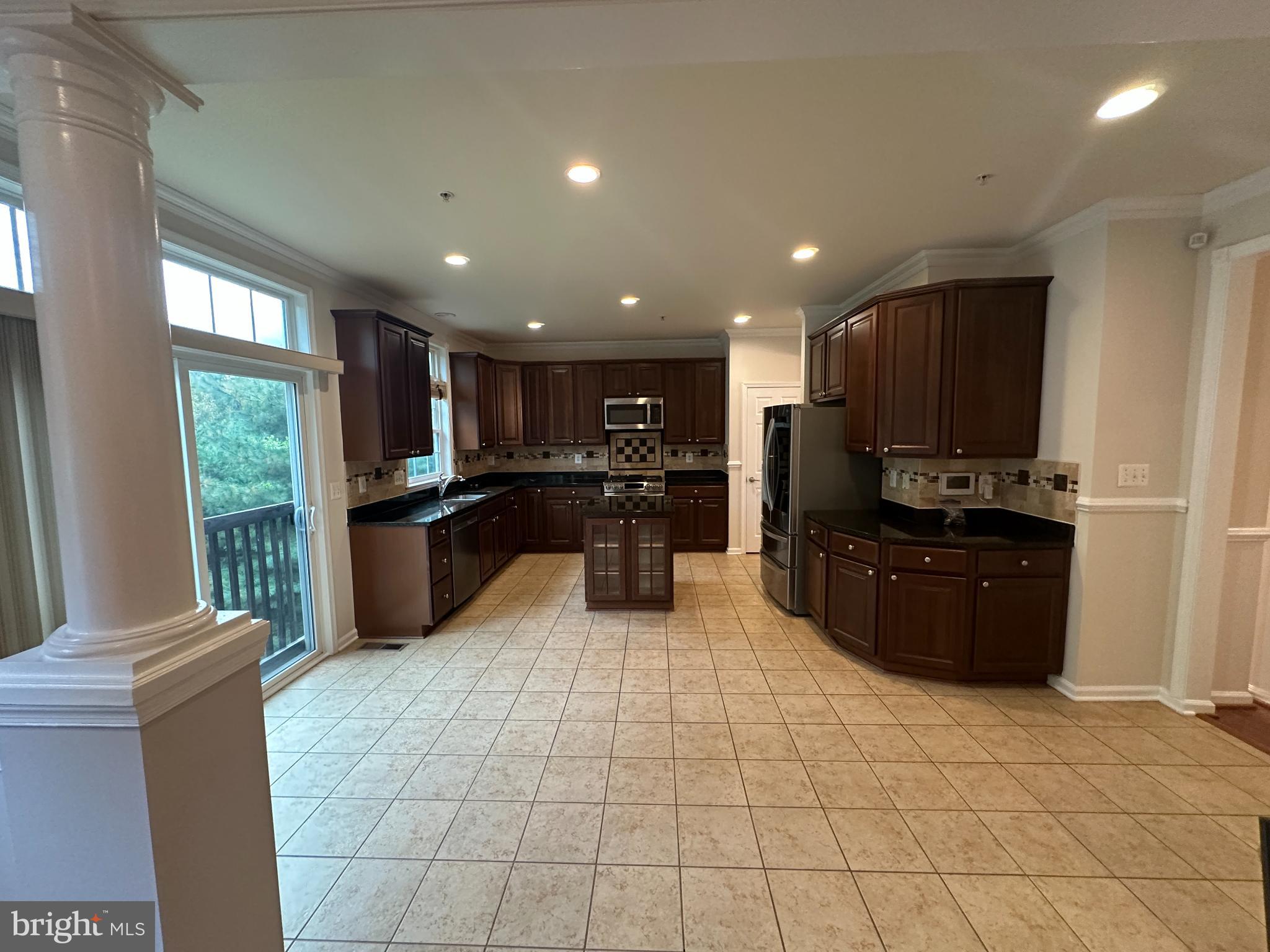 CLARKSBURG VILLAGE - Residential Lease