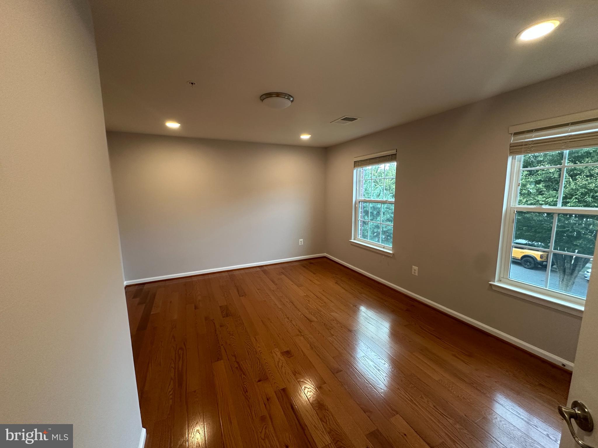 CLARKSBURG VILLAGE - Residential Lease