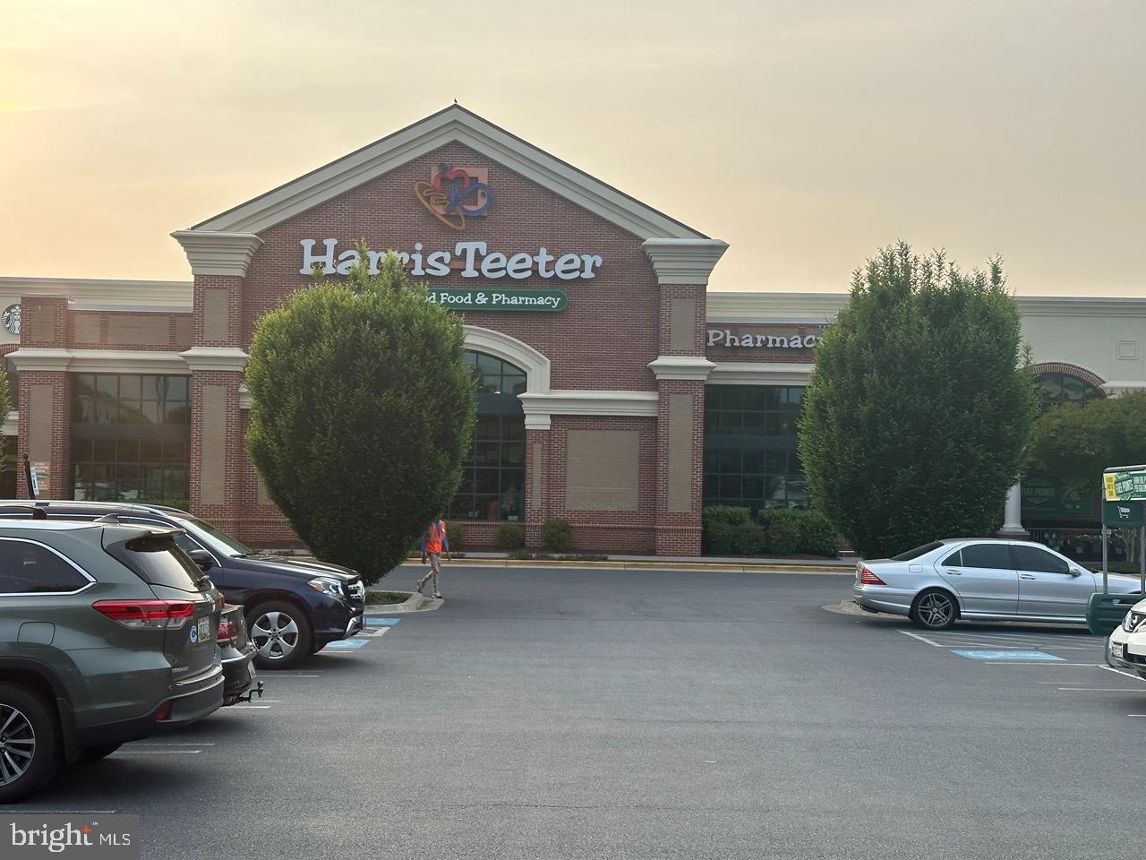 CLARKSBURG VILLAGE - Residential Lease