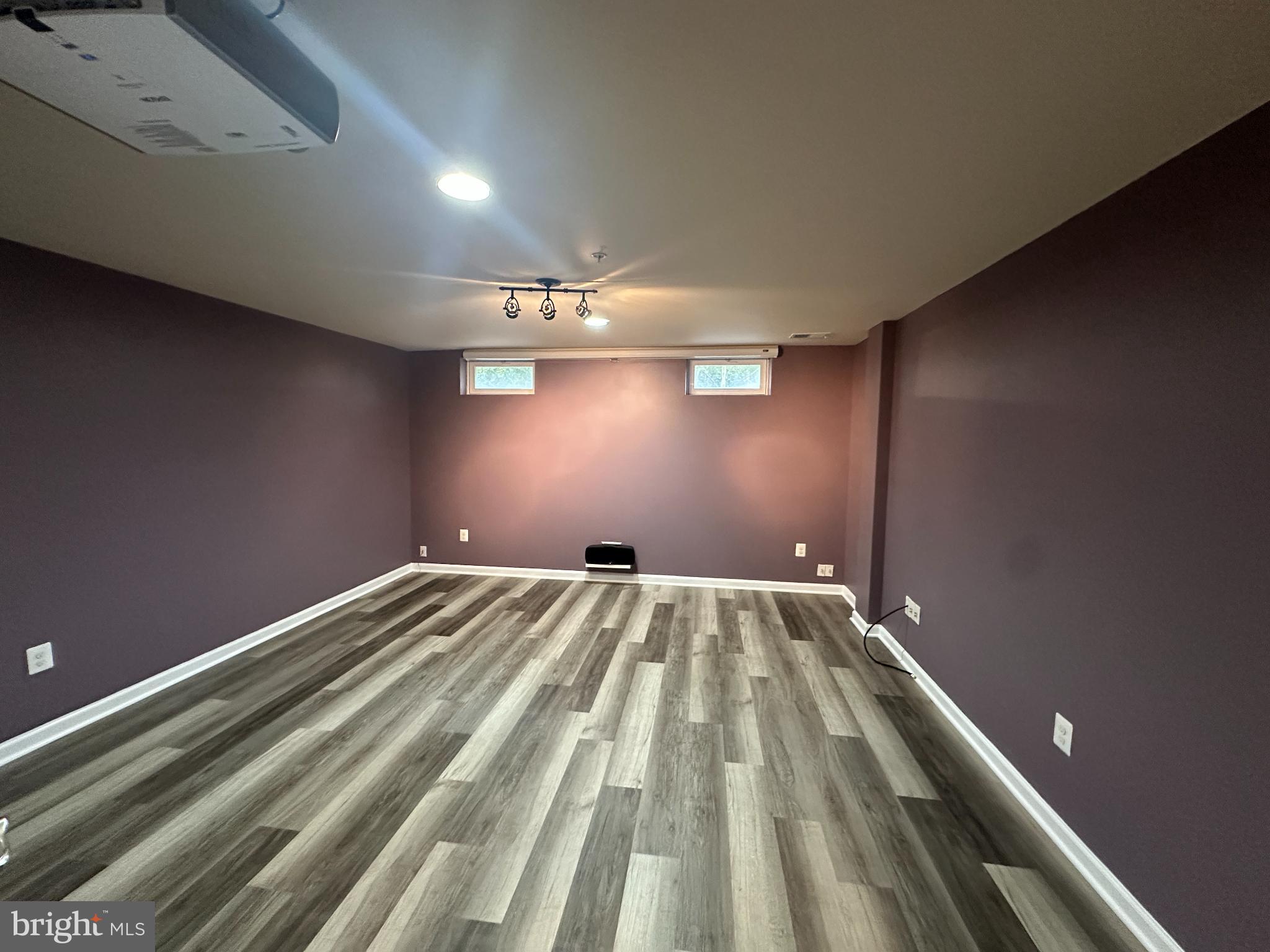 CLARKSBURG VILLAGE - Residential Lease