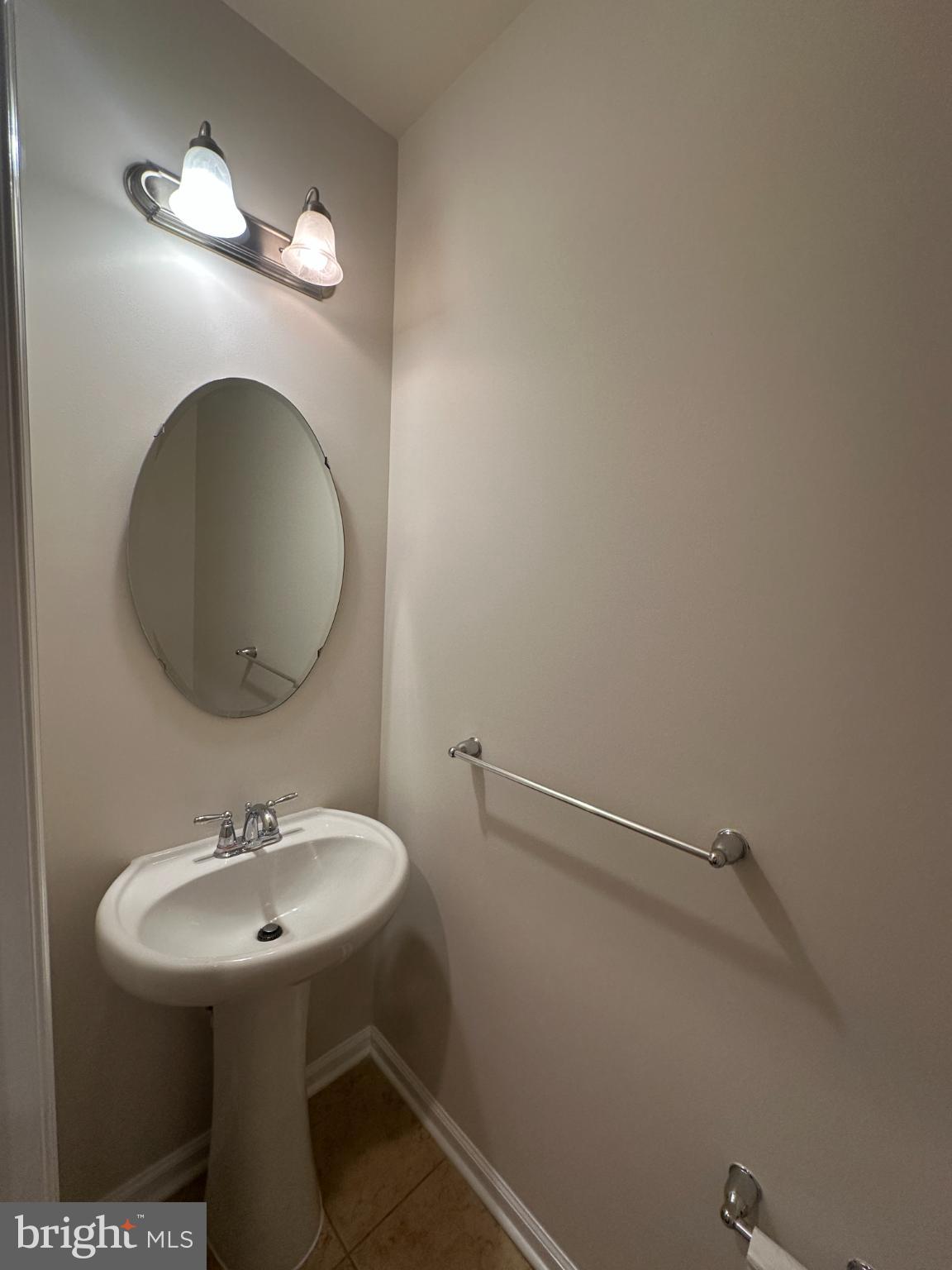 CLARKSBURG VILLAGE - Residential Lease