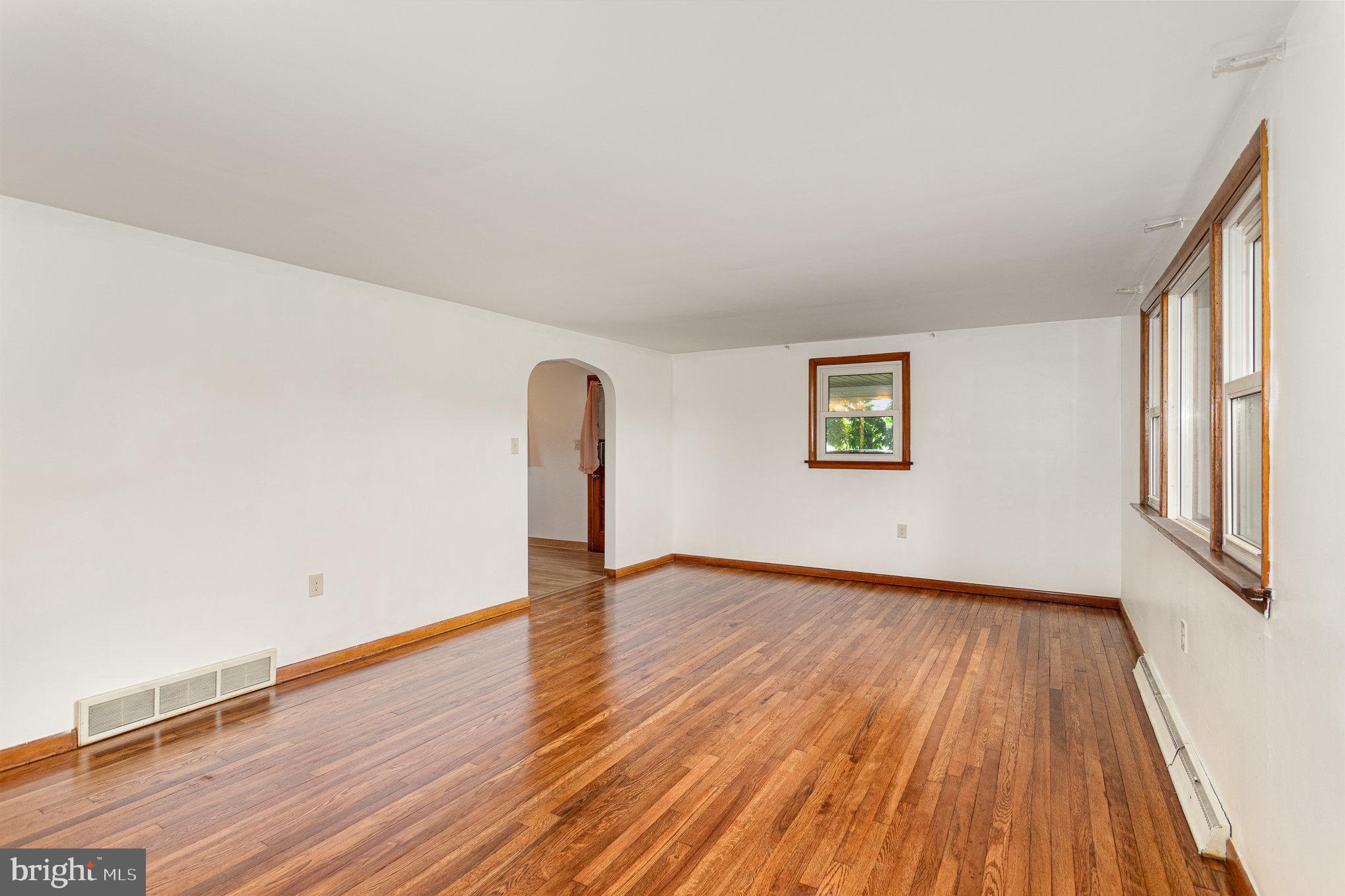 CARLISLE MANOR - Residential