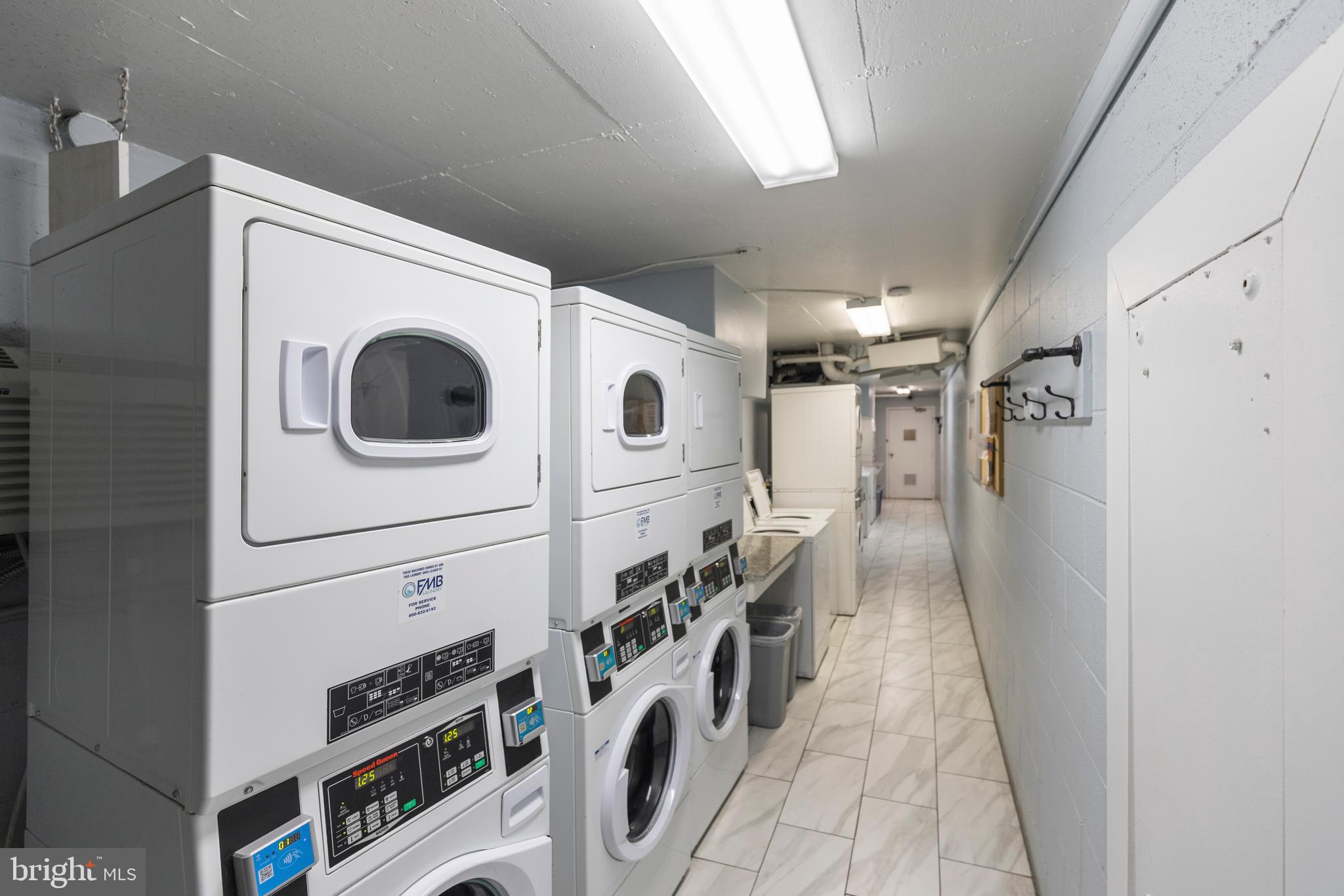 CIRCLE CONDOMINIUMS - Residential