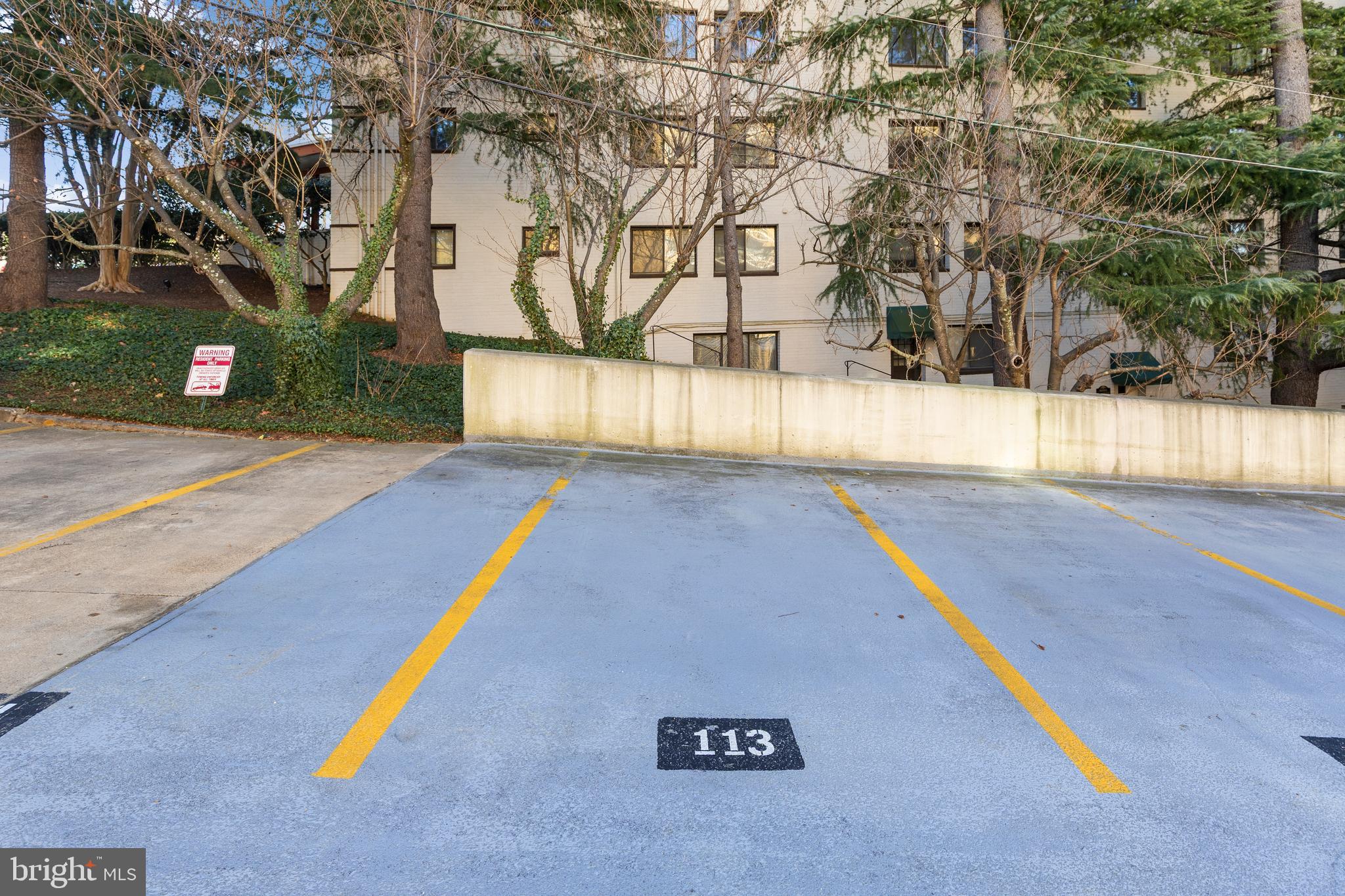 CIRCLE CONDOMINIUMS - Residential