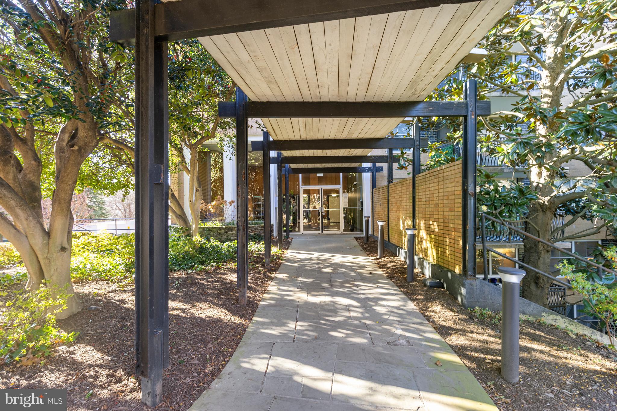 2030 N ADAMS STREET 303