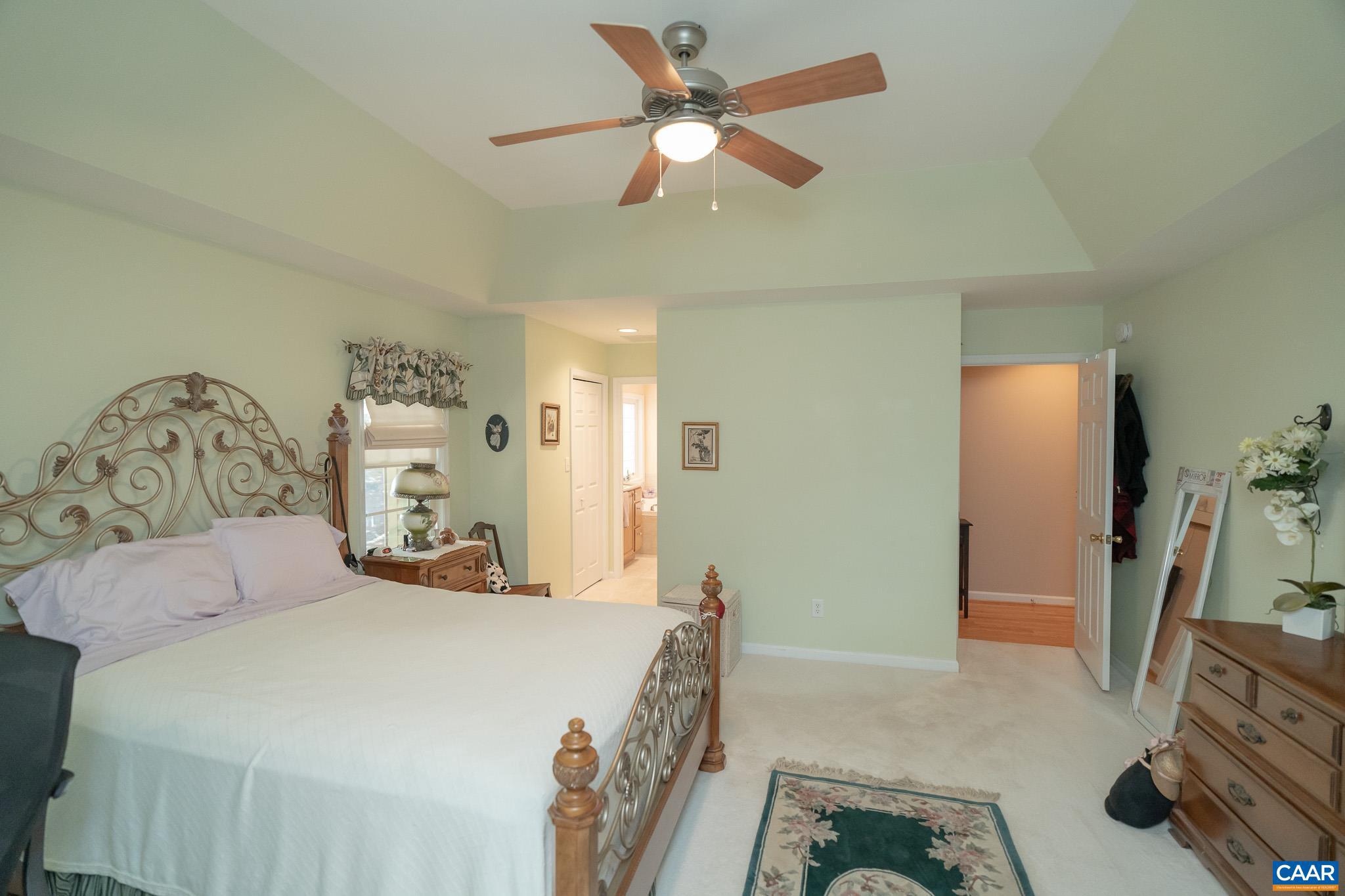 LAKE MONTICELLO - Residential