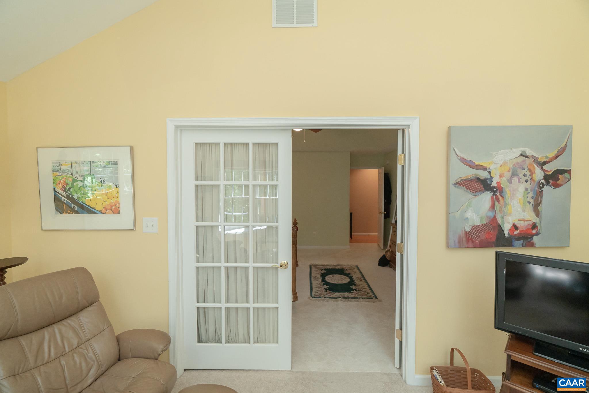 LAKE MONTICELLO - Residential