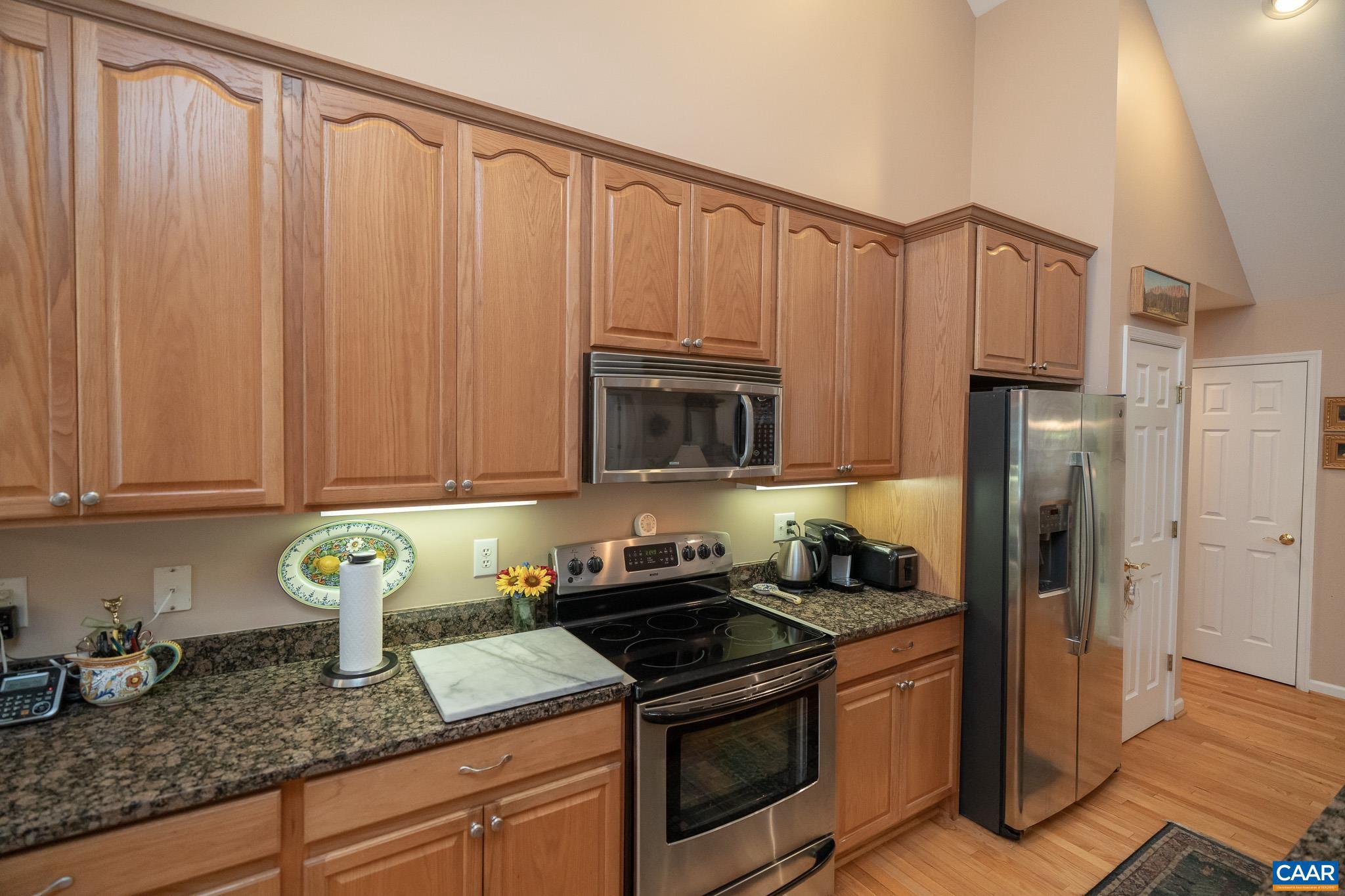 LAKE MONTICELLO - Residential