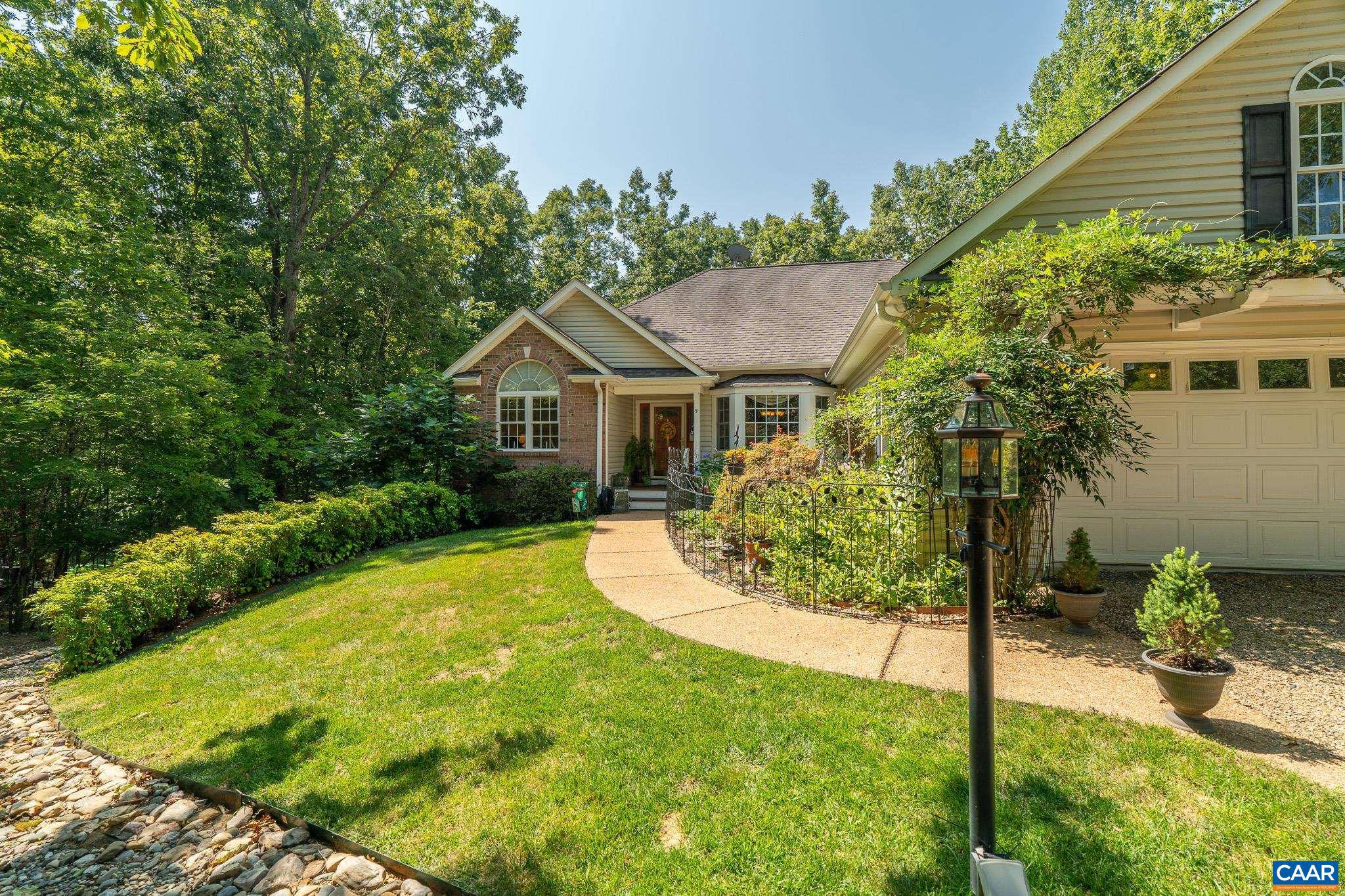 LAKE MONTICELLO - Residential