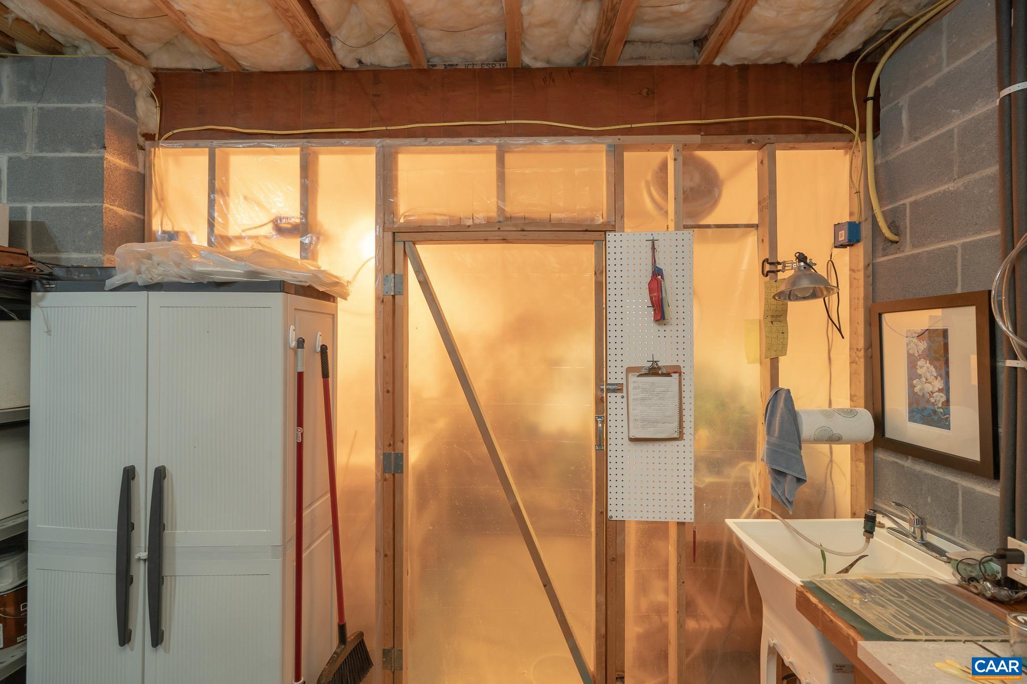 LAKE MONTICELLO - Residential