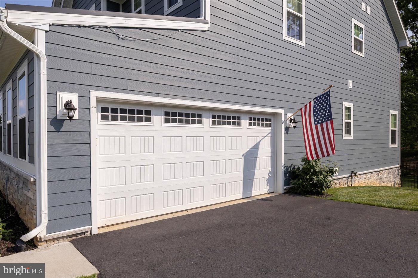 11326 OAKVILLE LANE