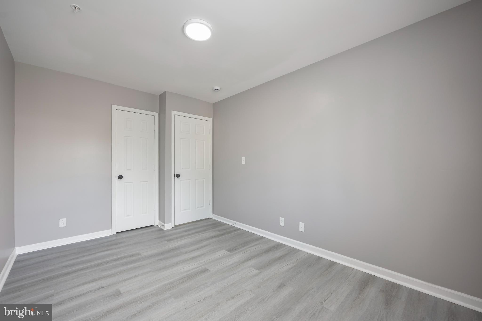 GARWYN OAKS - Residential Lease