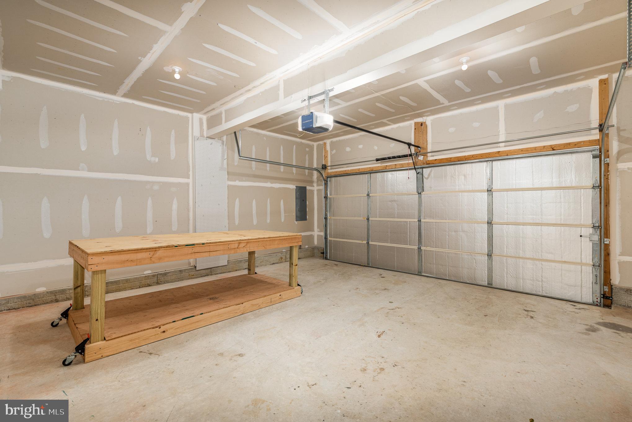 SOUTH STREAM - Residential