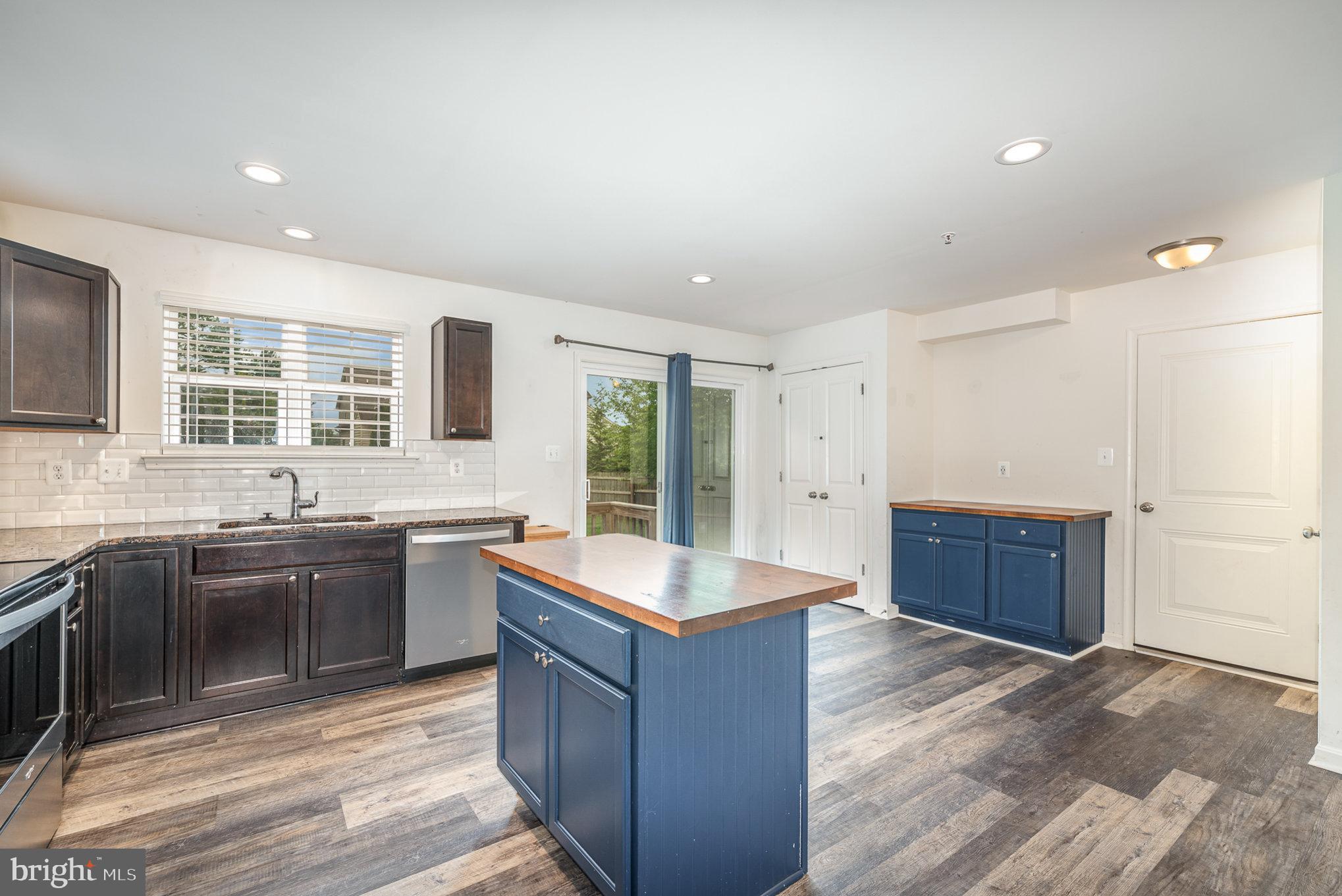 SOUTH STREAM - Residential