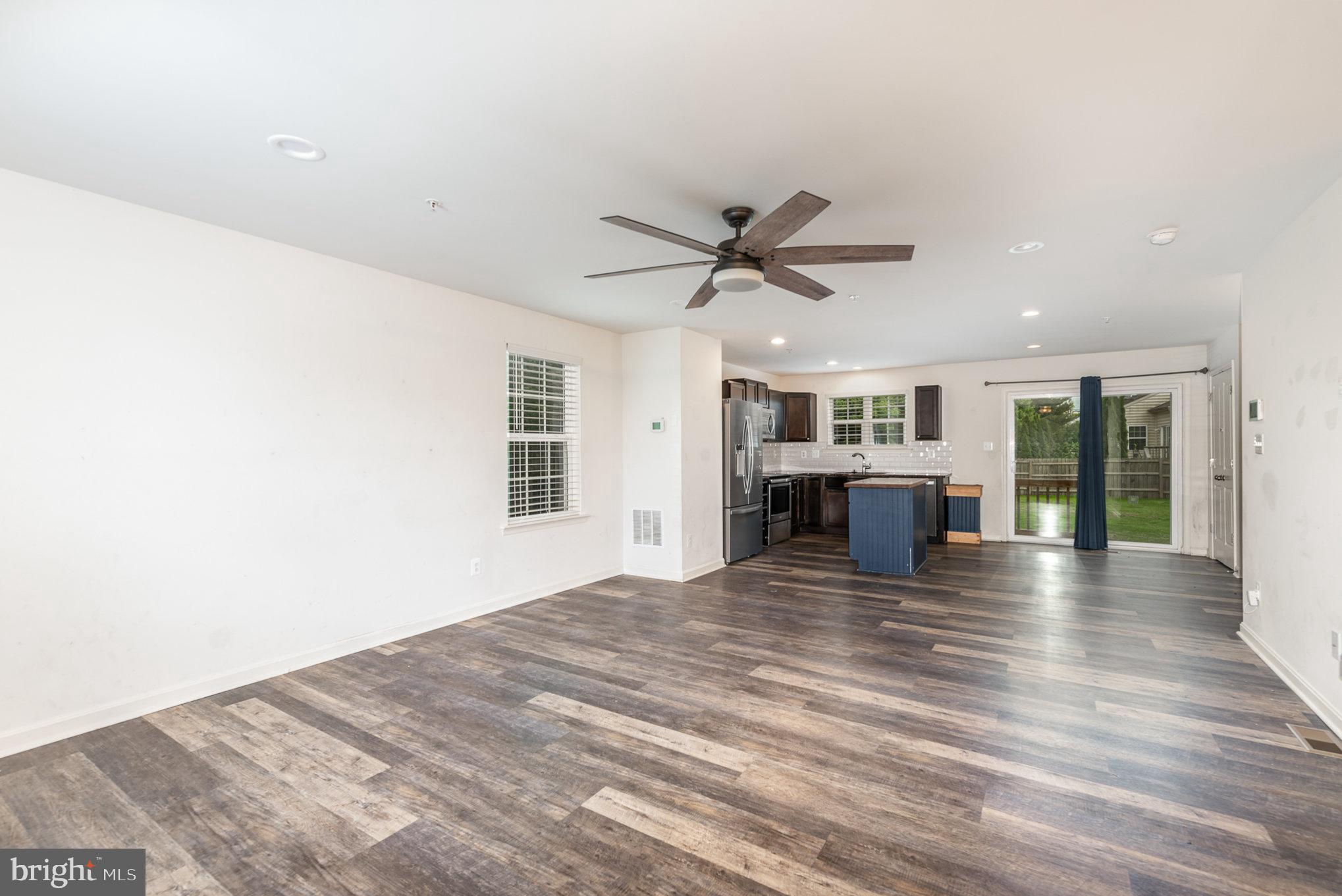 SOUTH STREAM - Residential