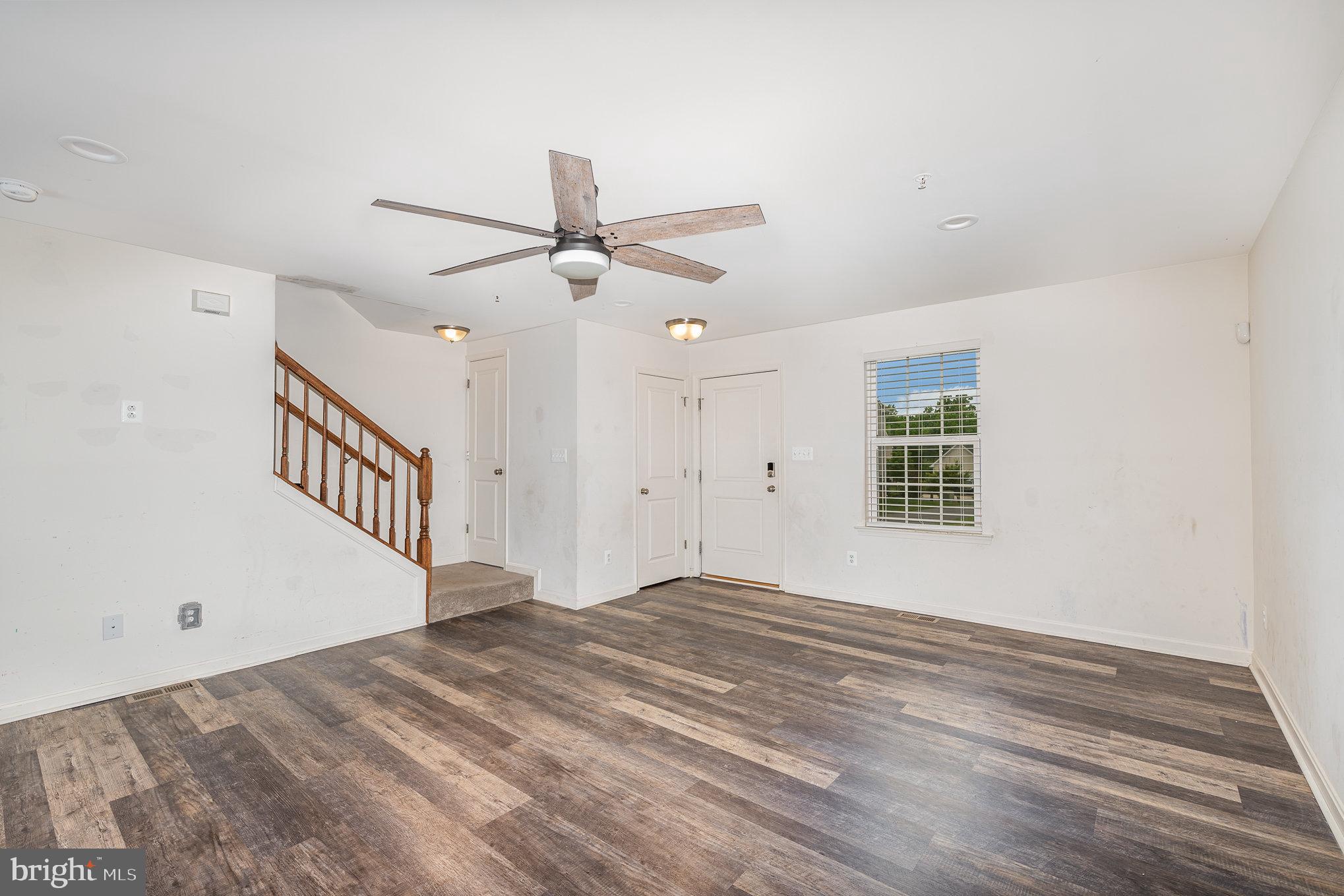 SOUTH STREAM - Residential