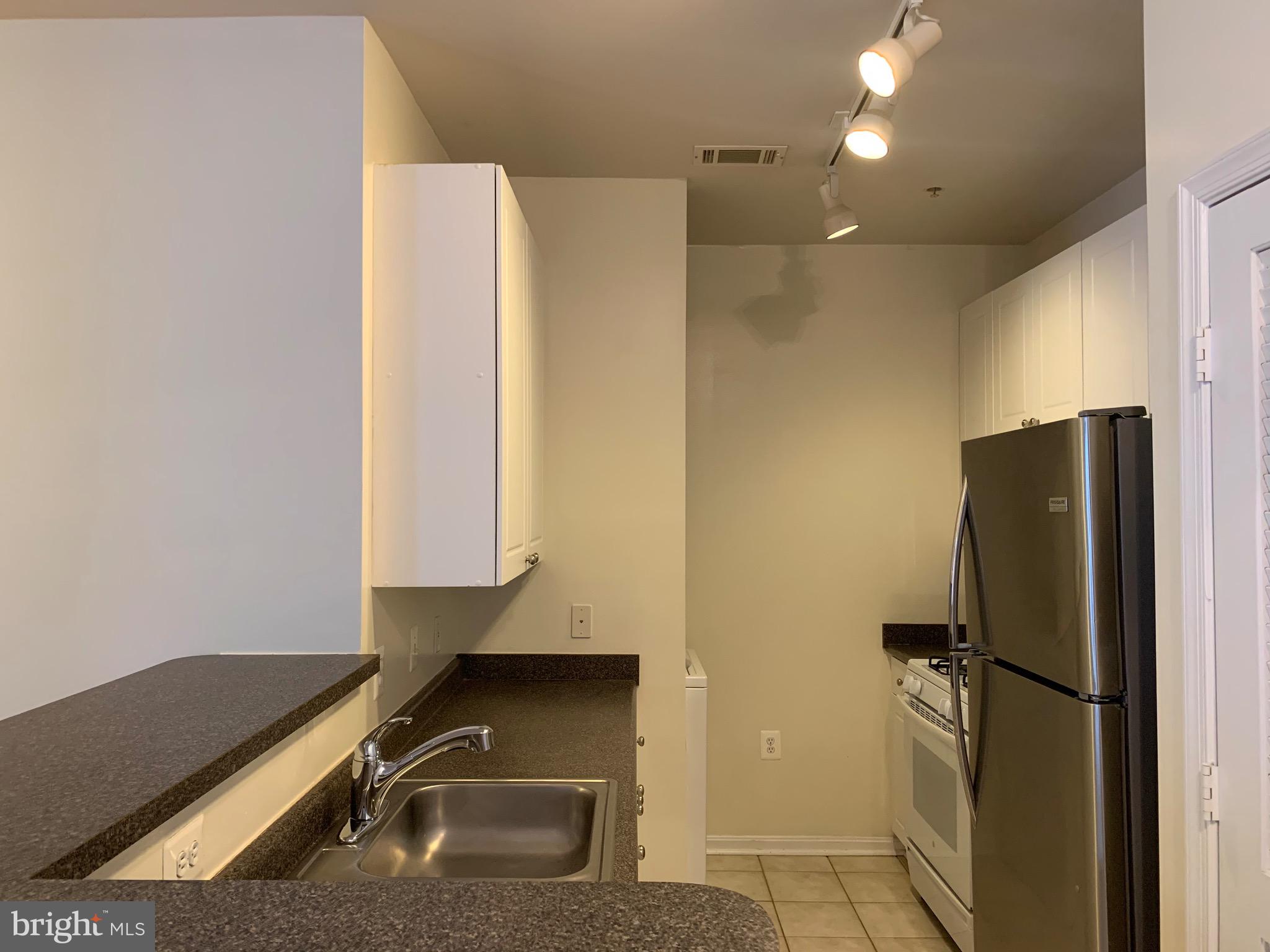 2791 CENTERBORO DRIVE 385