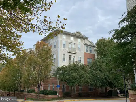 2791 Centerboro Drive Unit 385, Vienna, VA 22181 - #: VAFX2312612