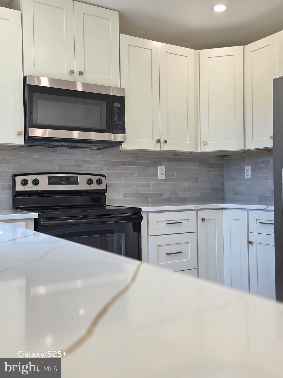KNIGHTS LANDING - Residential
