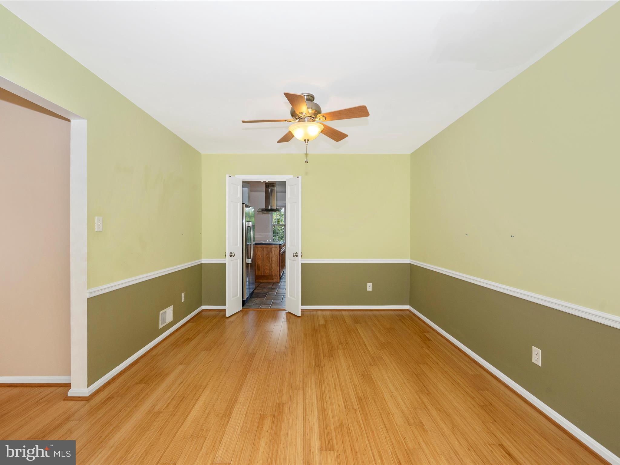 FAIRWAY ISLAND - Residential