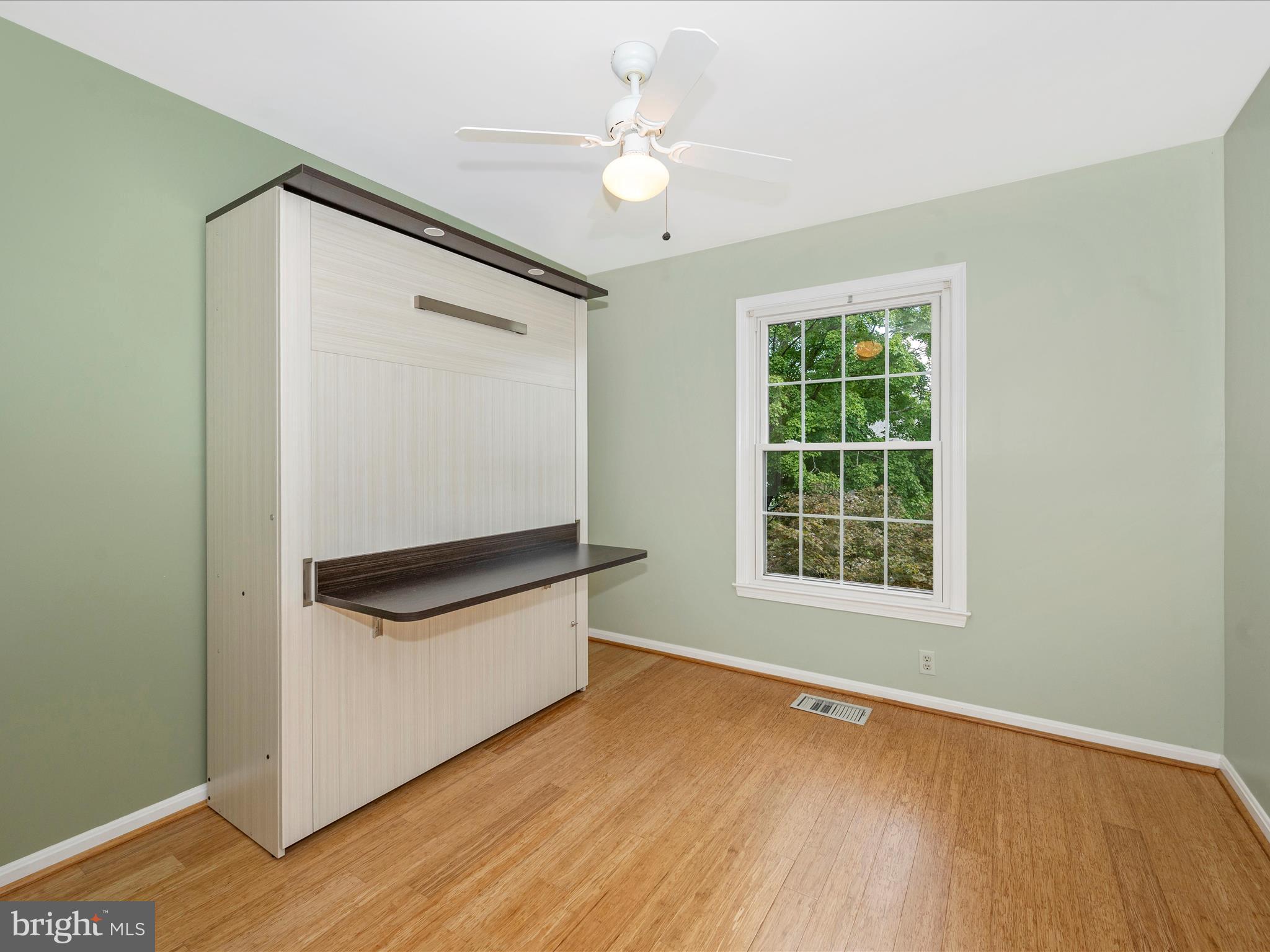 FAIRWAY ISLAND - Residential