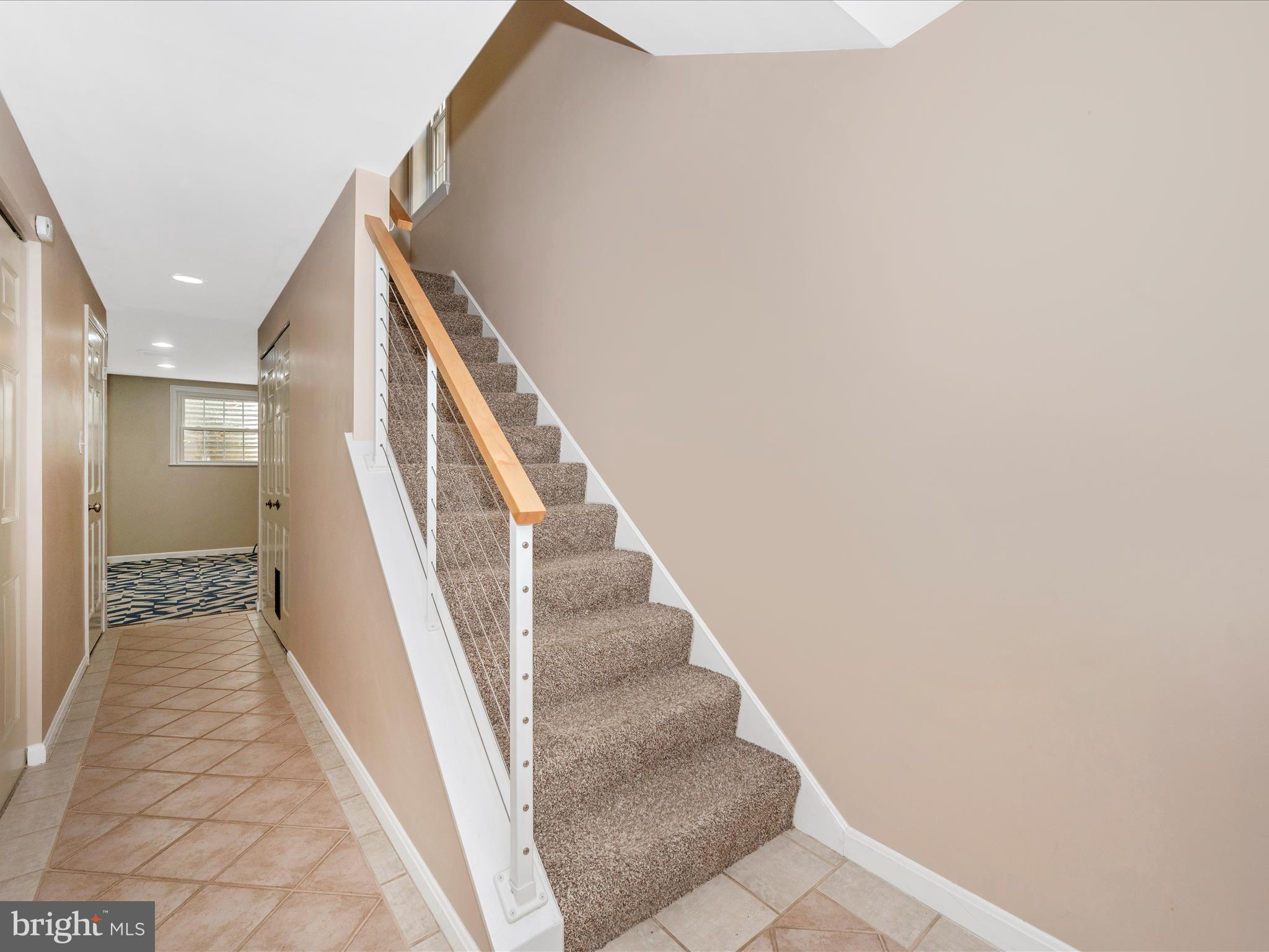 FAIRWAY ISLAND - Residential