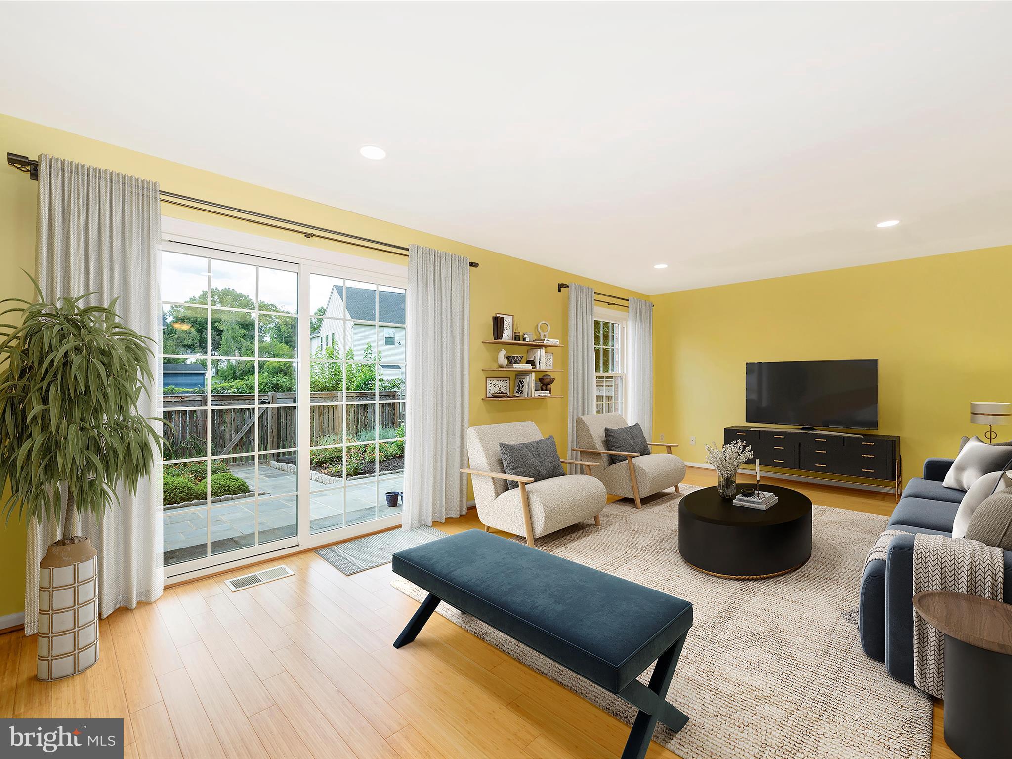 FAIRWAY ISLAND - Residential