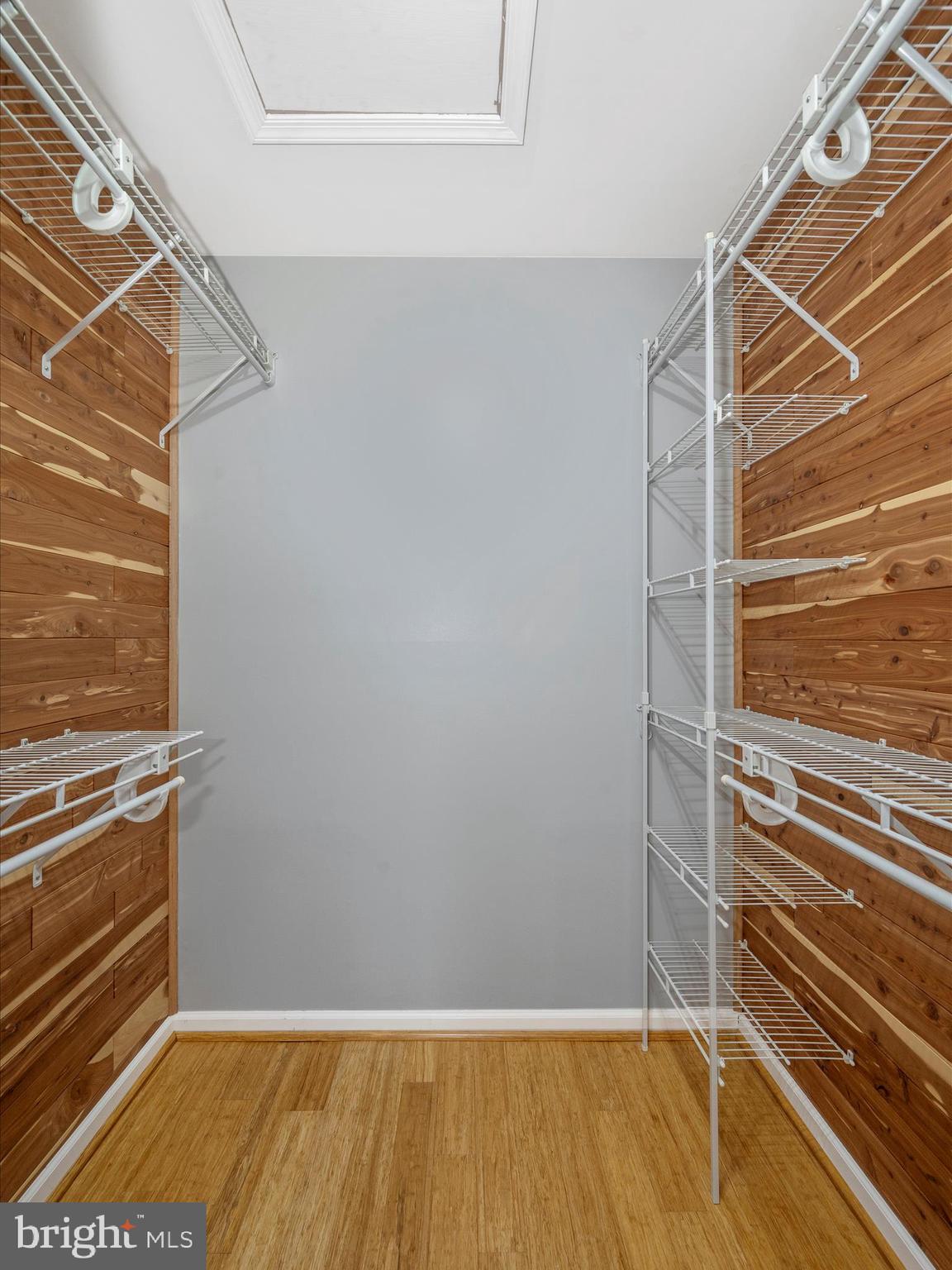 FAIRWAY ISLAND - Residential