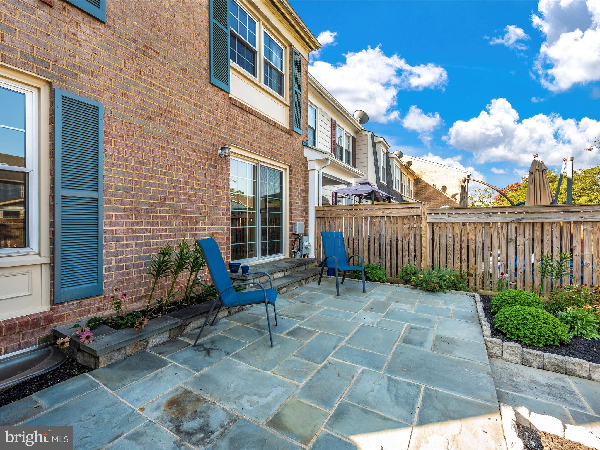 FAIRWAY ISLAND - Residential